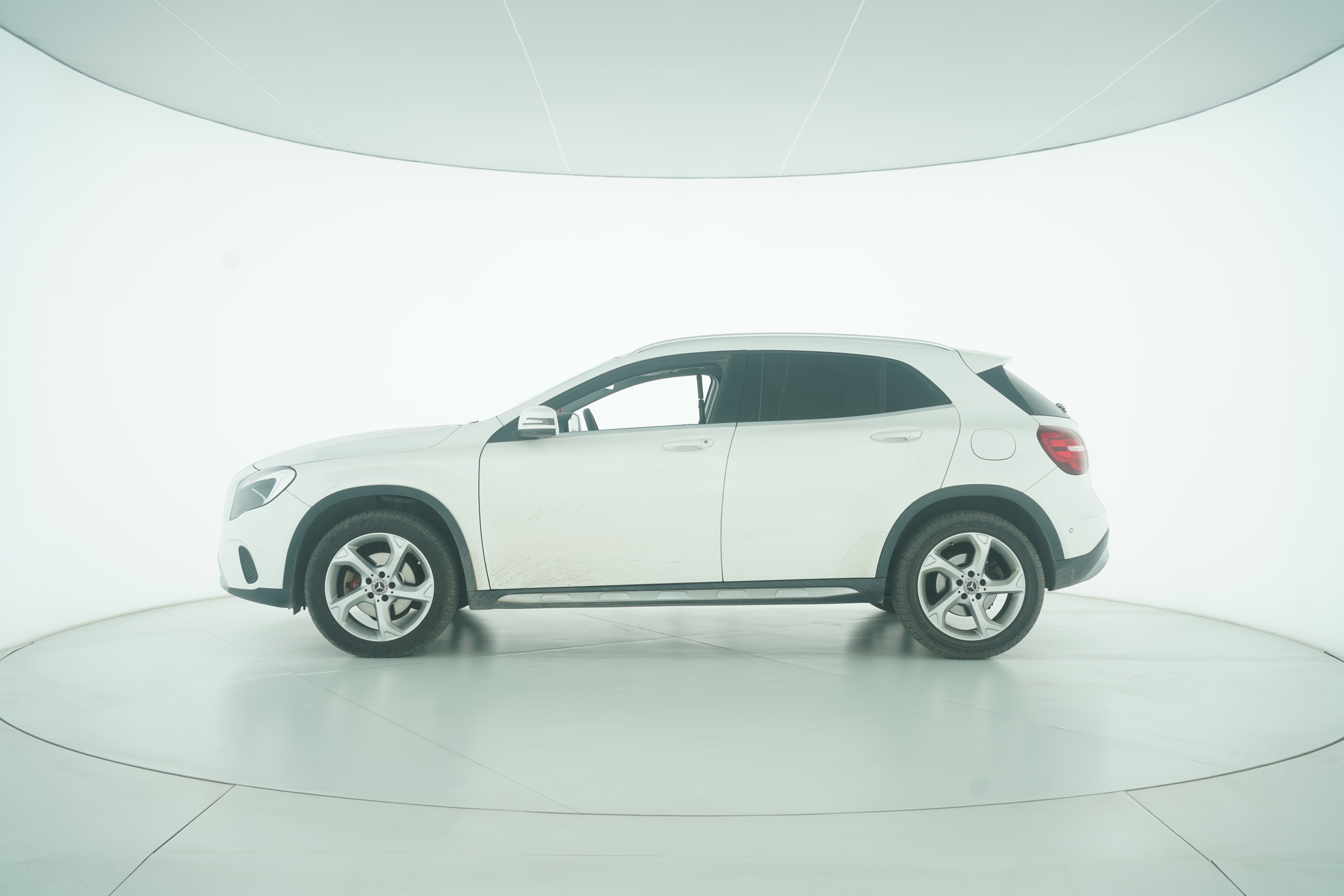 Mercedes Benz GLA 2017 — фото 7