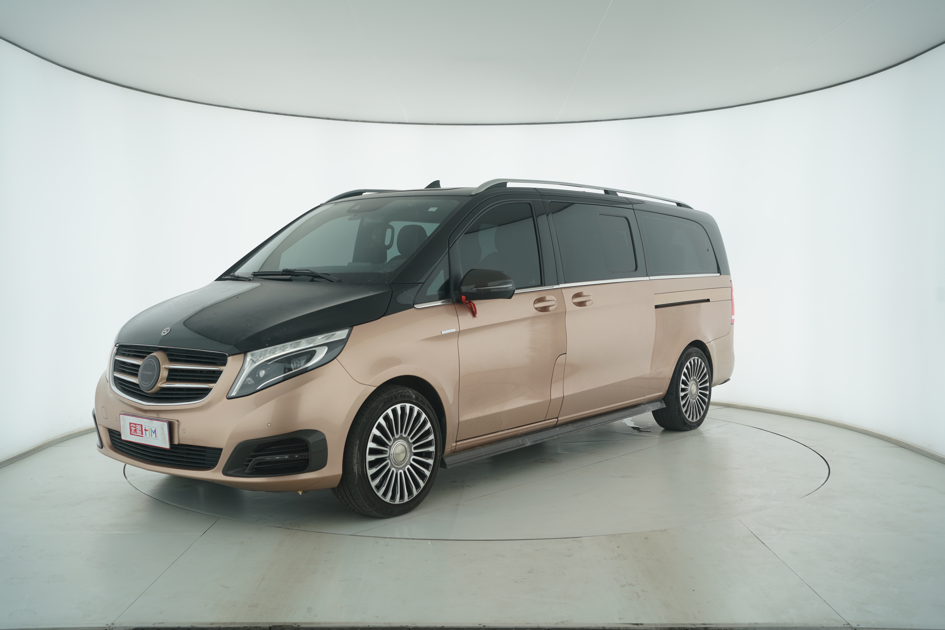 Mercedes Benz V-Class 2018 — фото 1