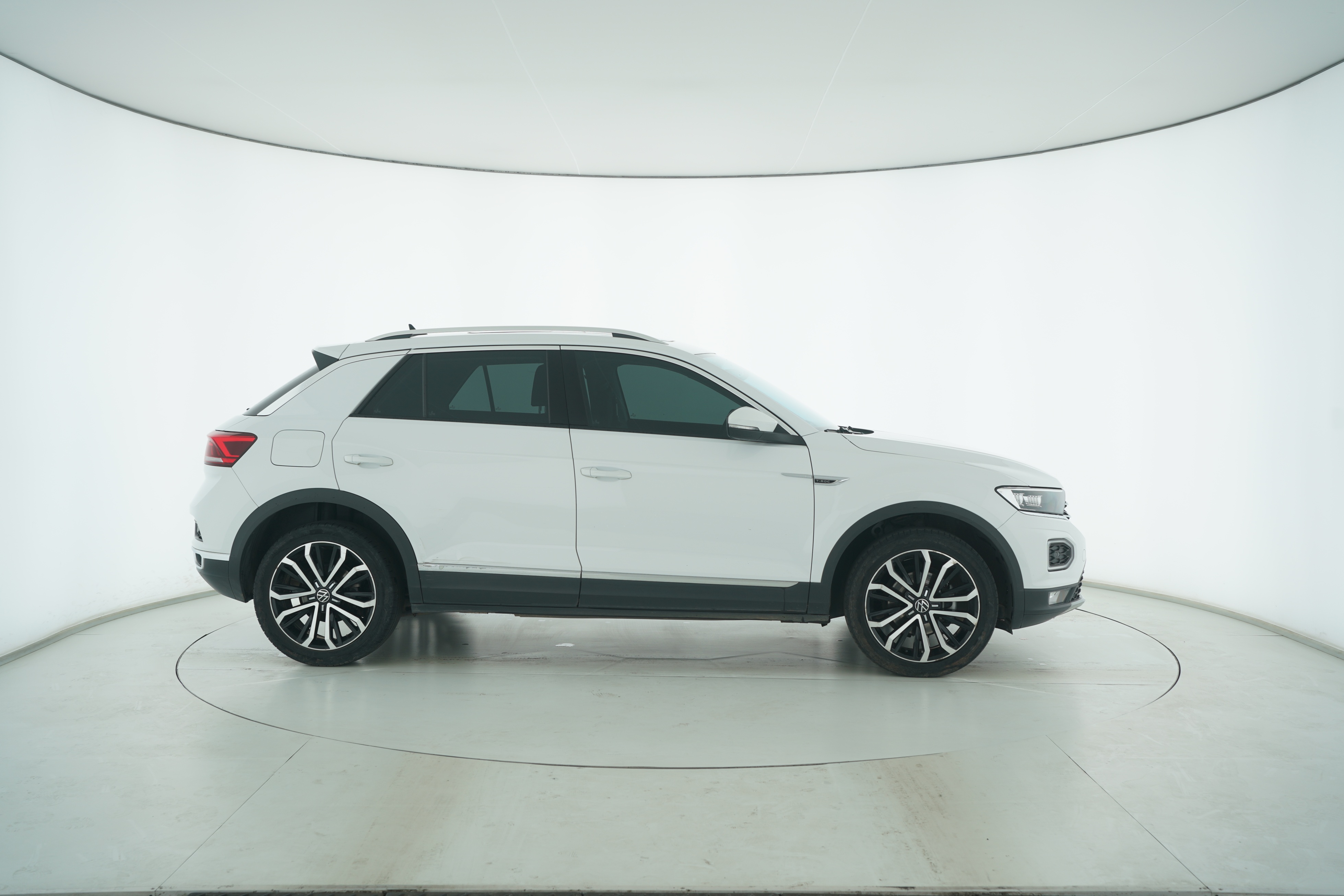 Volkswagen T-ROC 2022 — фото 8