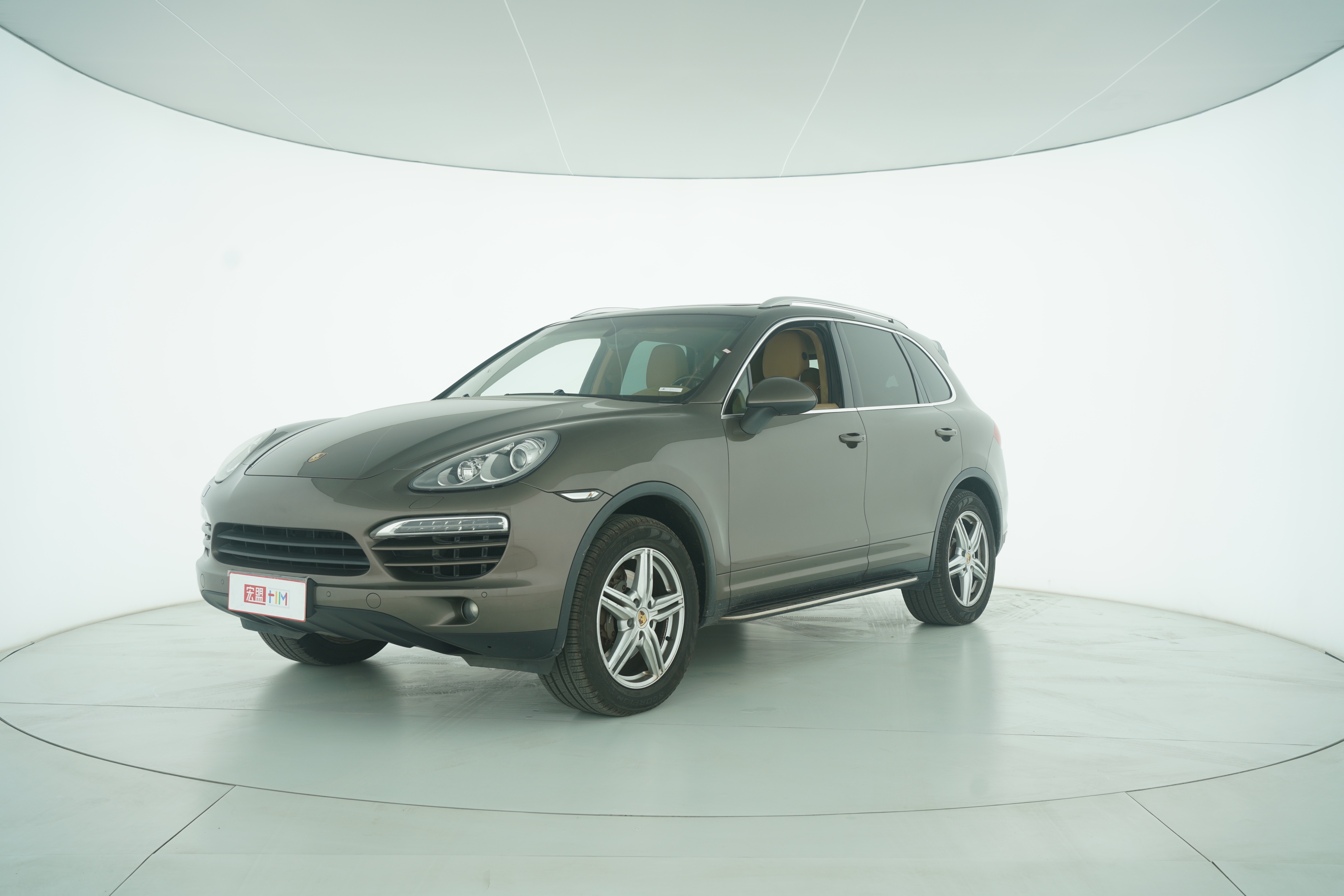 Porsche Cayenne 2016 — фото 1