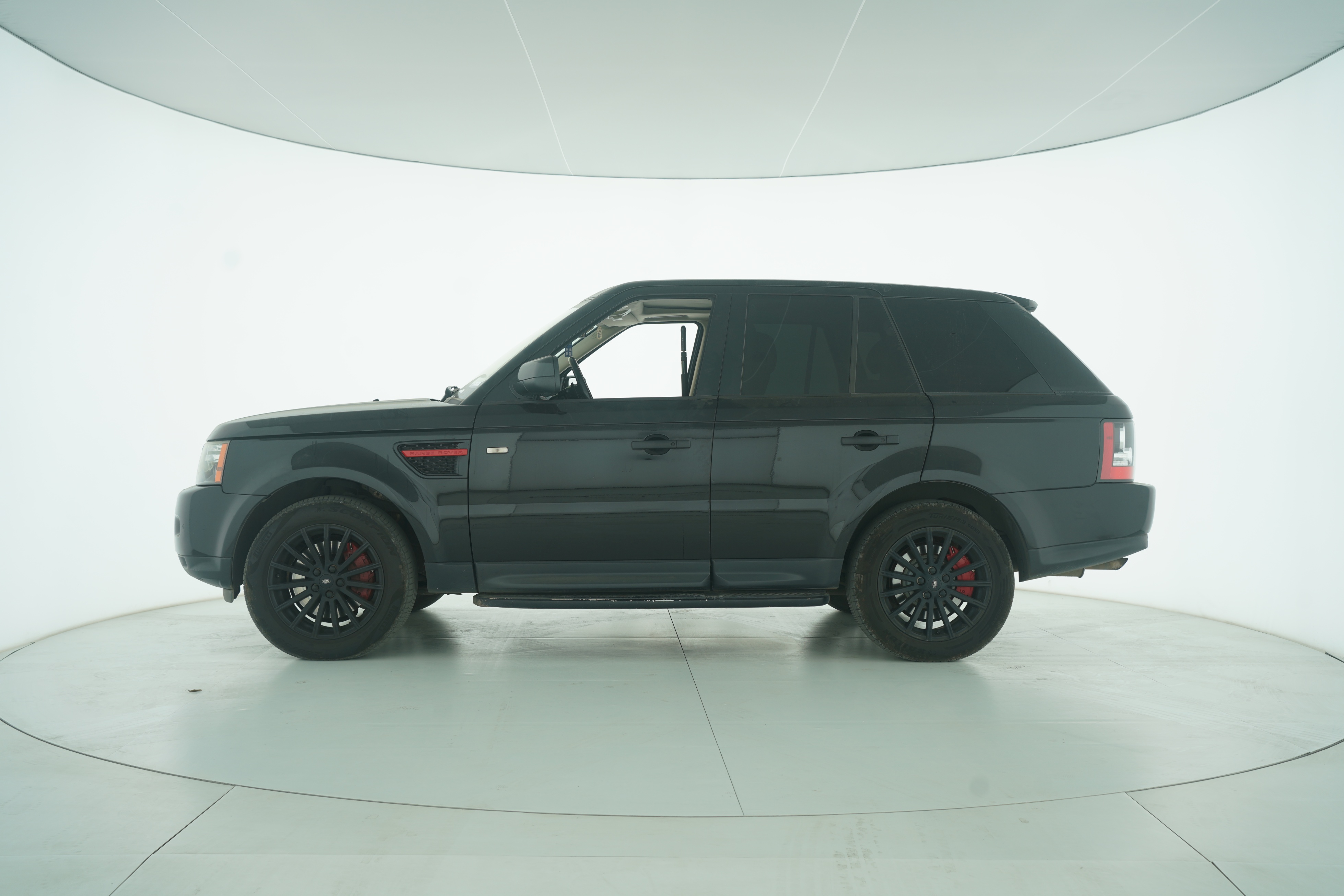 Land Rover Range Rover Sport 2011 — фото 7