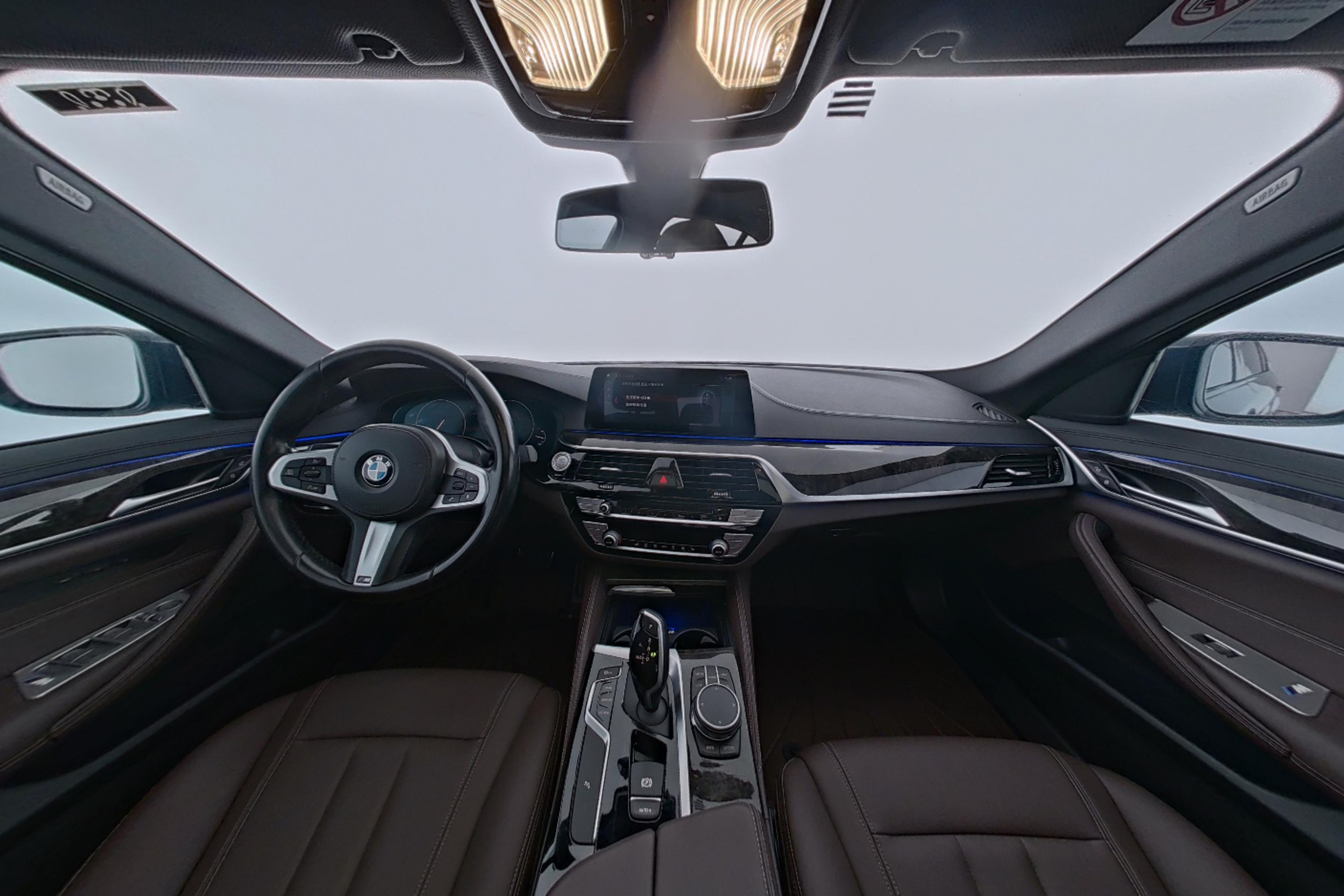 BMW 5 Series 2019 — фото 9