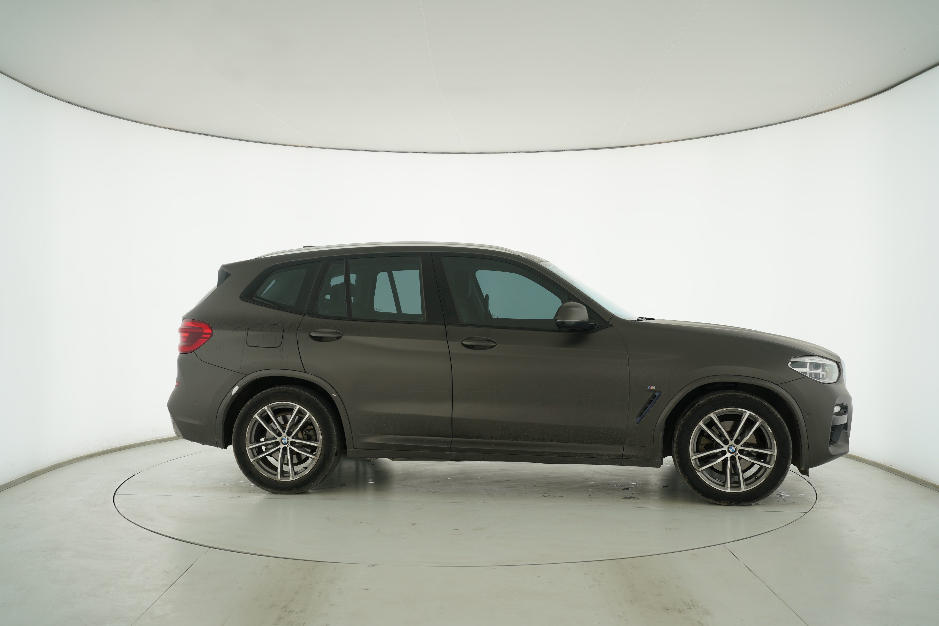 BMW X4 2022 — фото 8