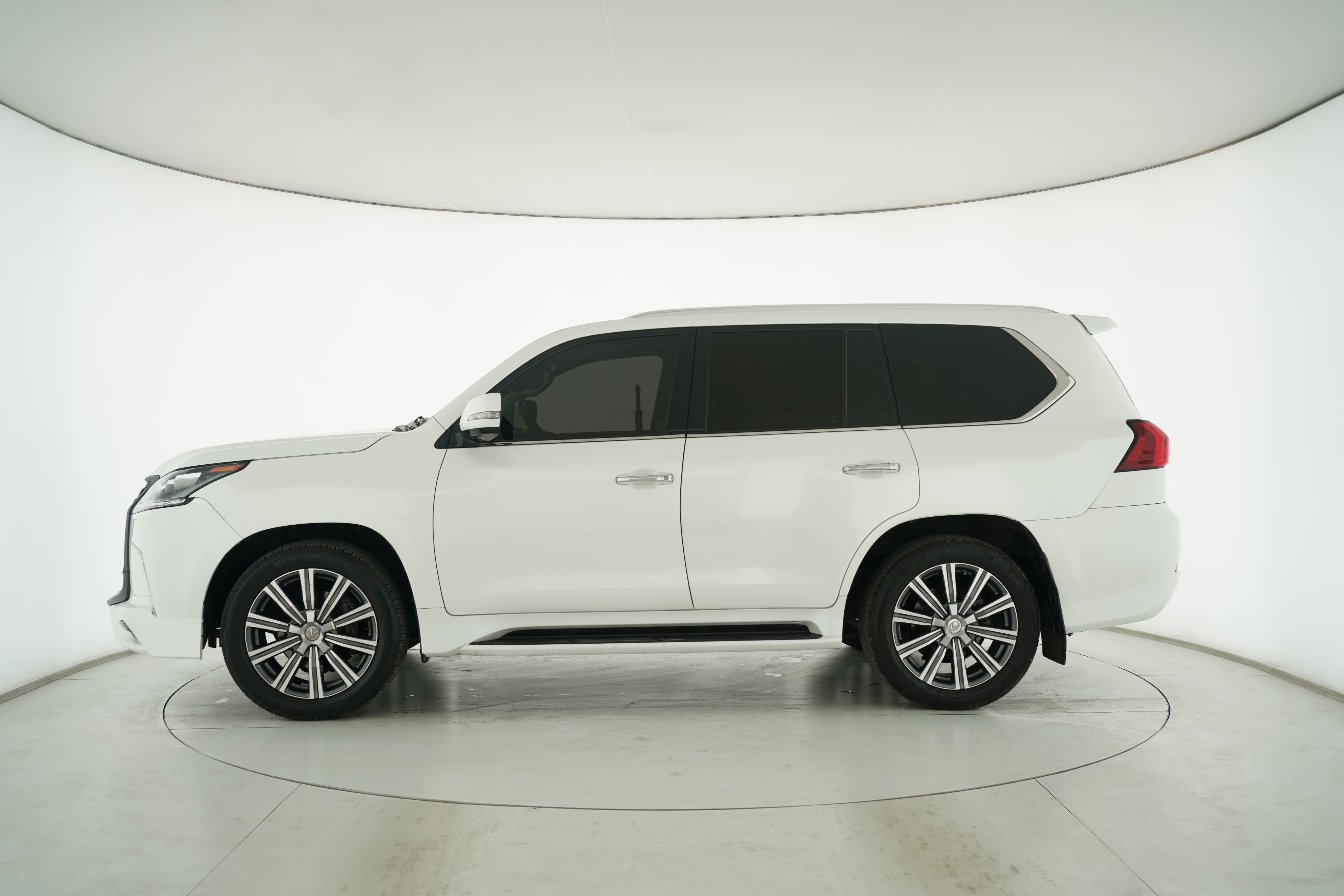 Lexus LX 2016 — фото 7