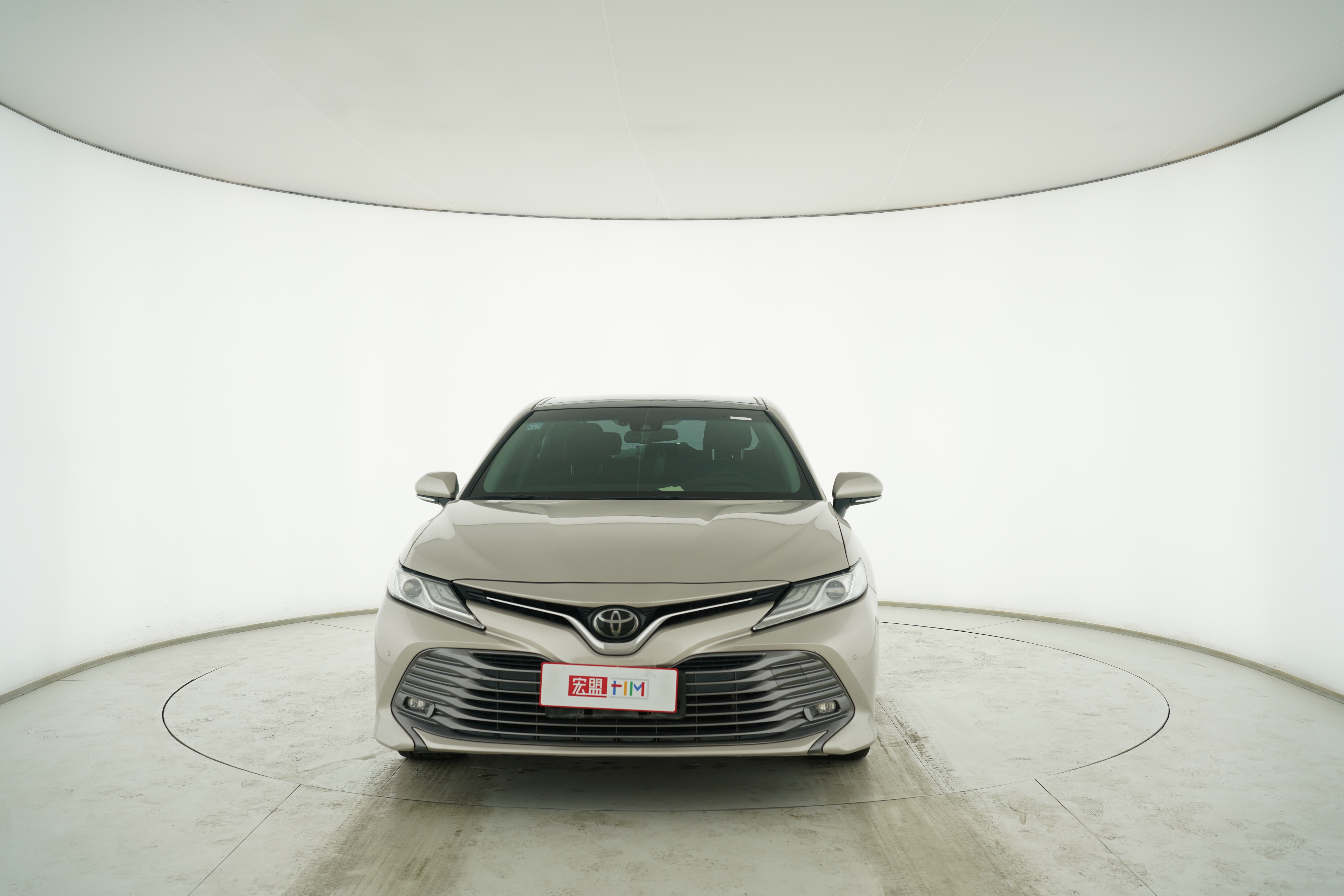 Toyota Camry 2019 — фото 5