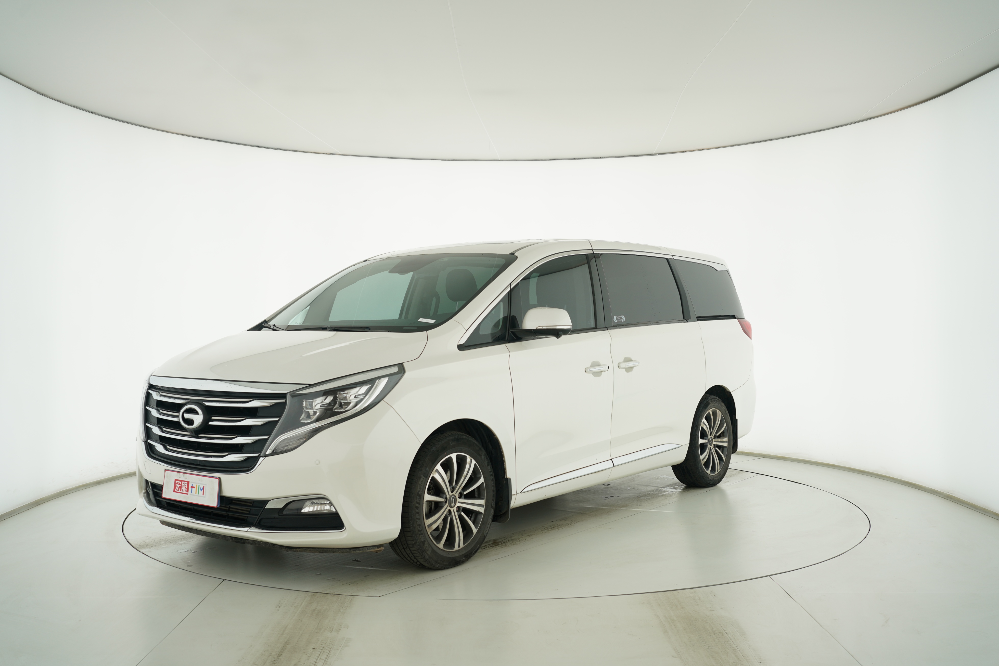 Gac Trumpchi Trumpchi M8 2019 — фото 1