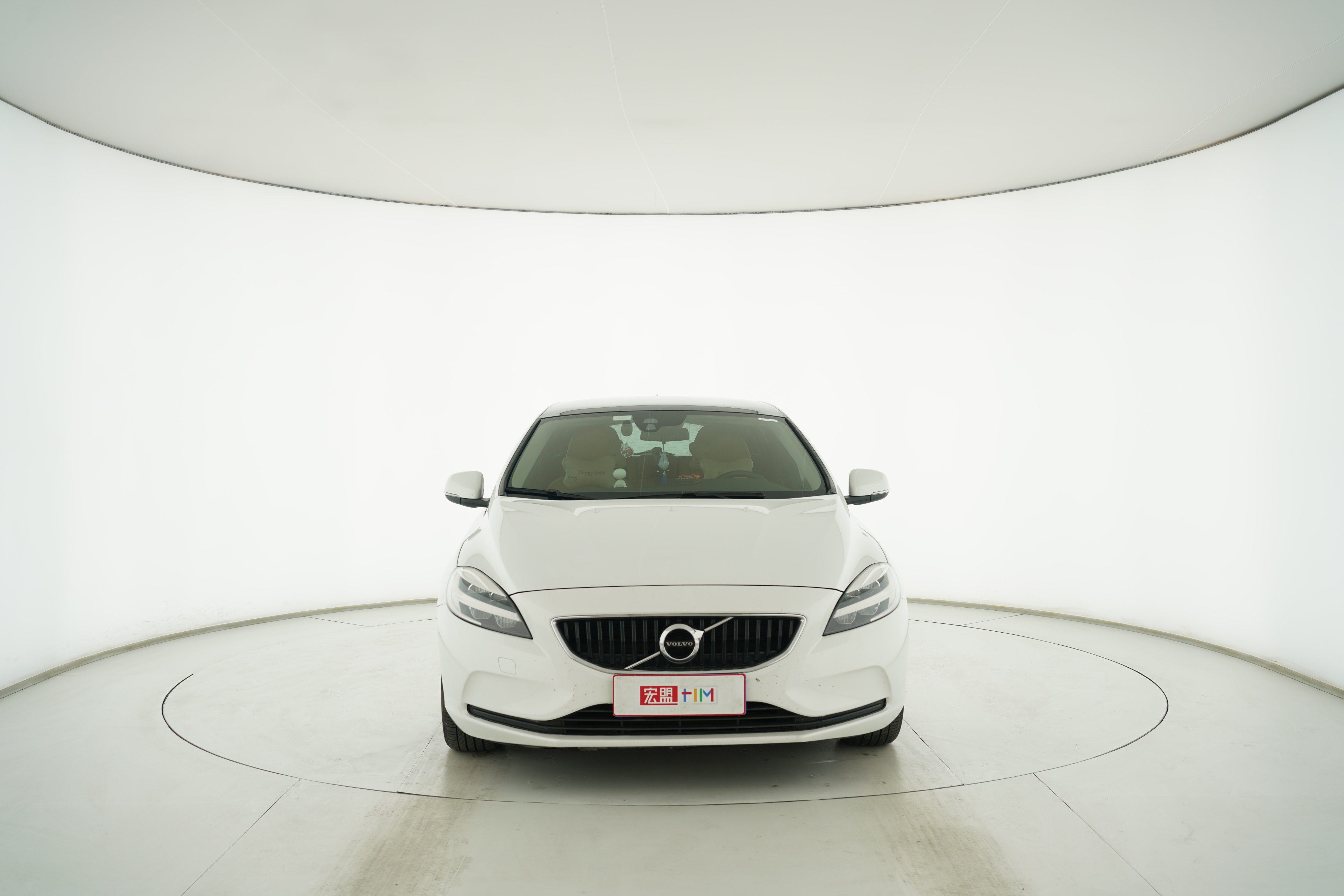 VOLVO V40 2018 — фото 5