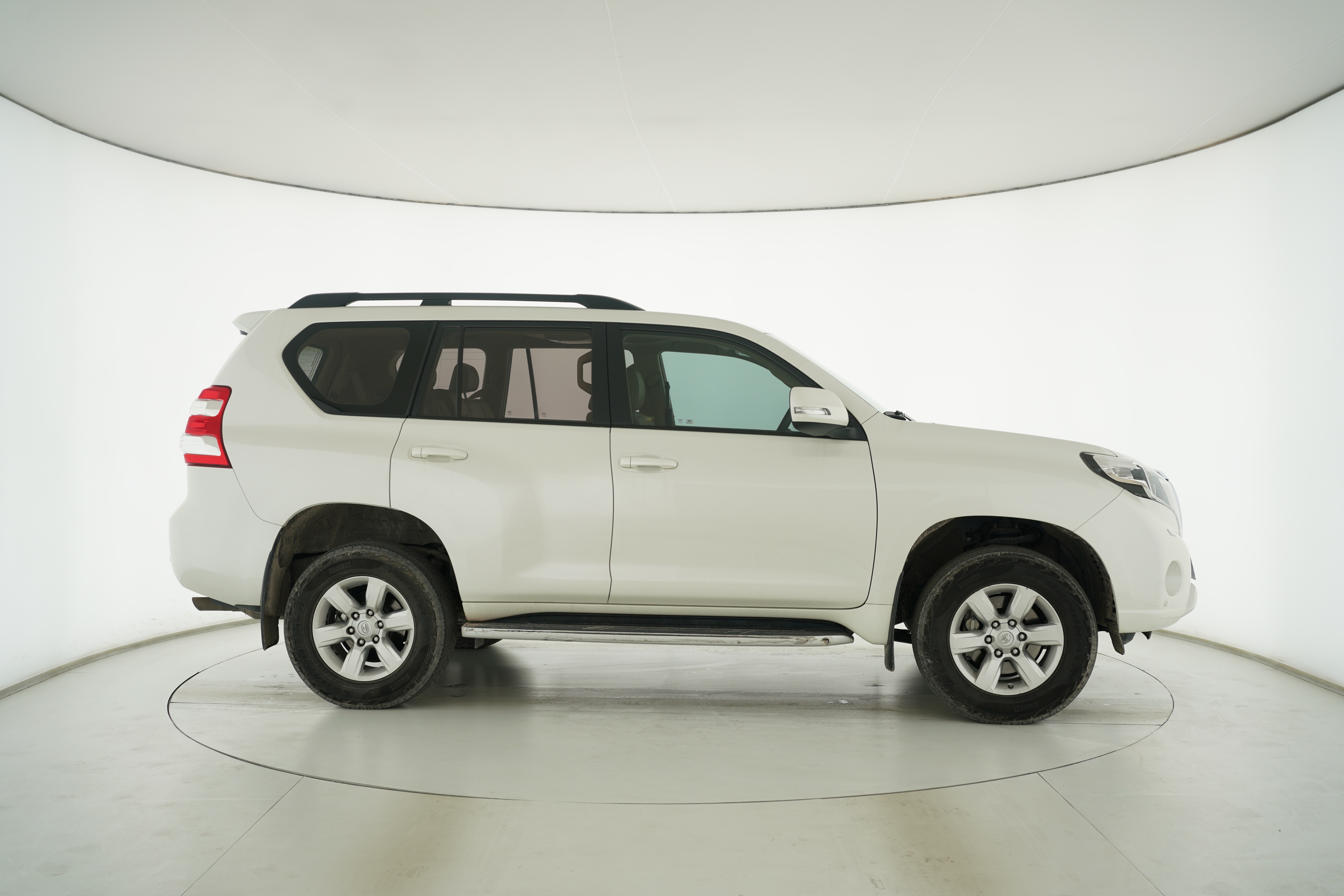 Toyota Prado 2016 — фото 8