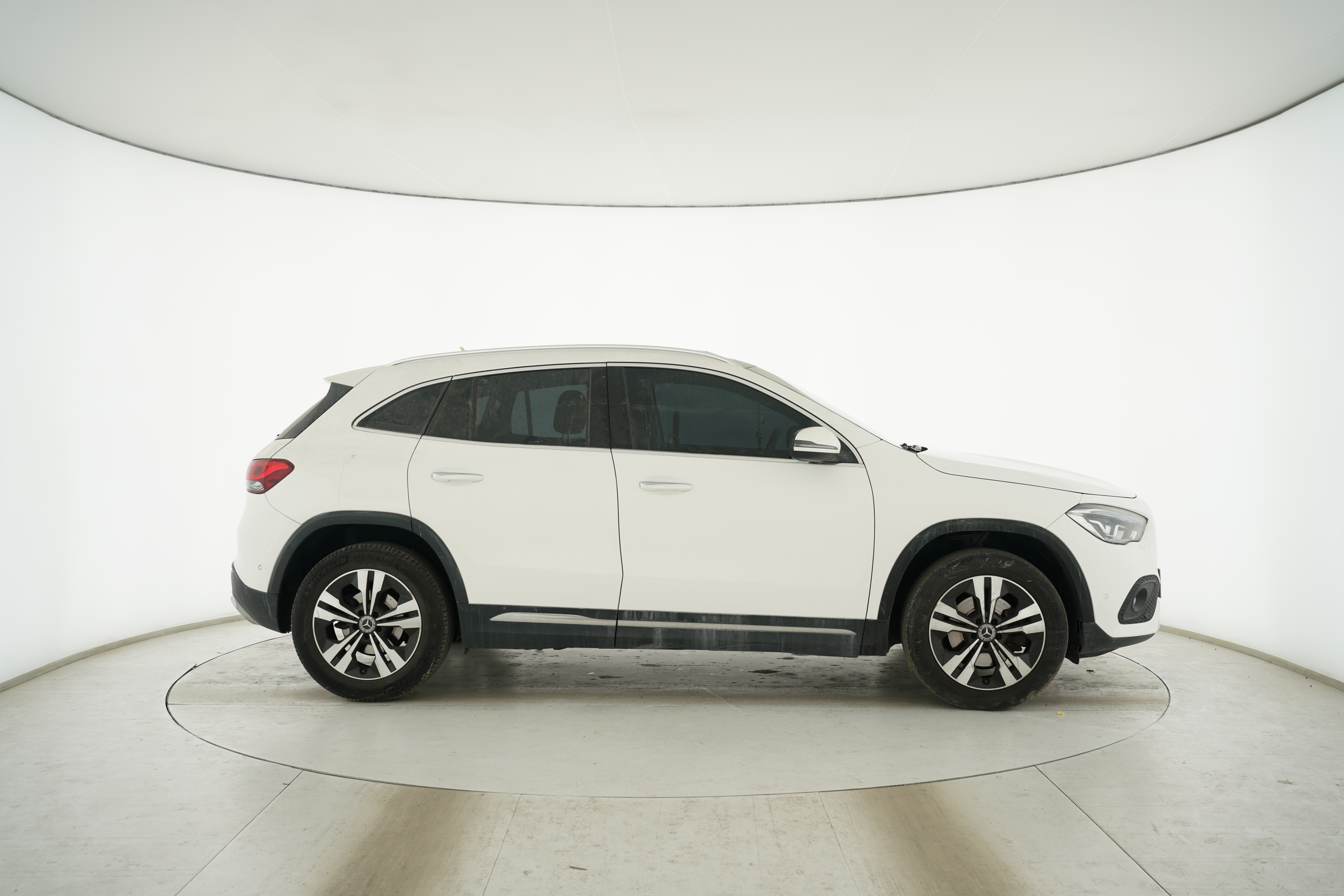 Mercedes Benz GLA 2020 — фото 8