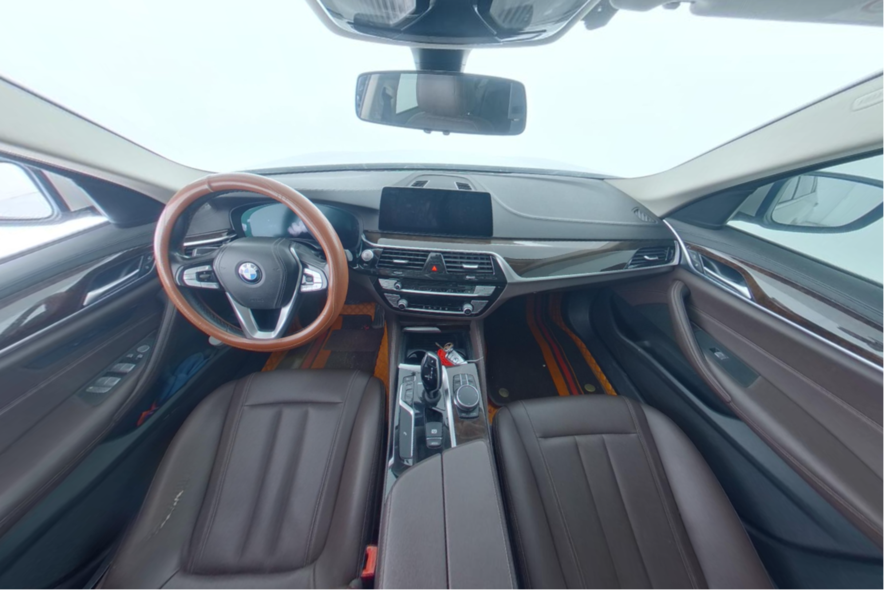 BMW 5 Series 2019 — фото 9