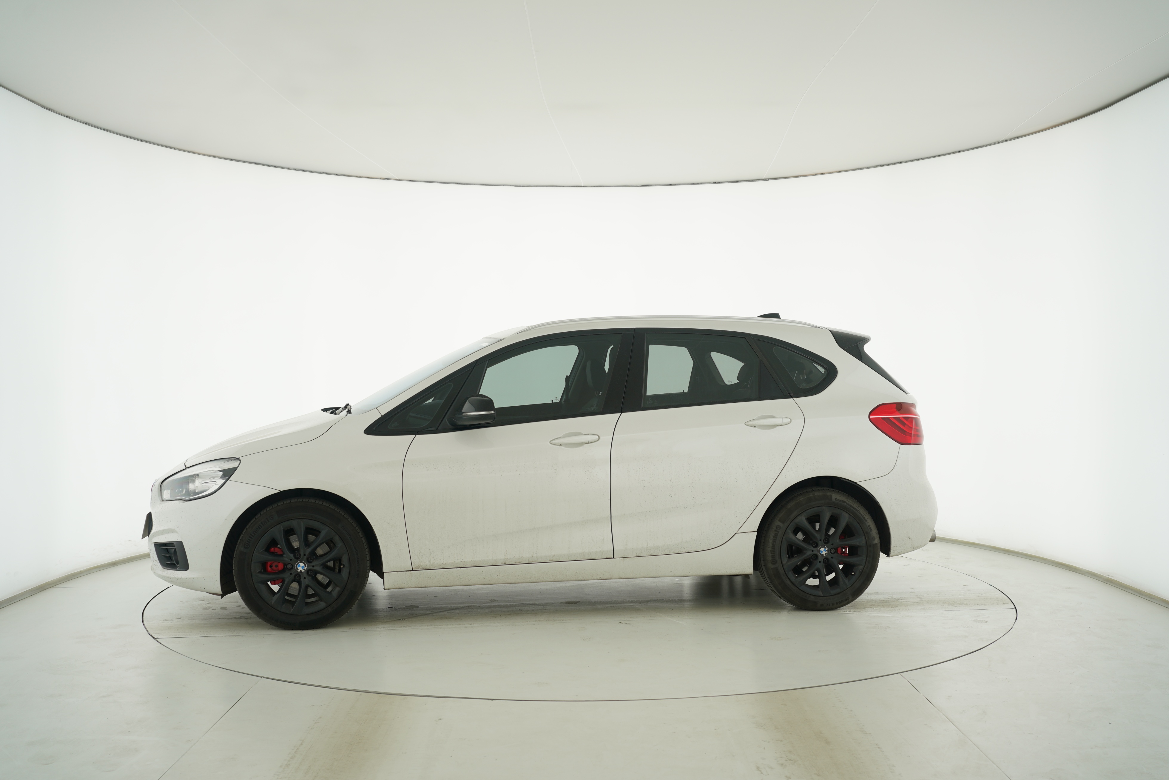 BMW 2 Series Tourer 2016 — фото 7