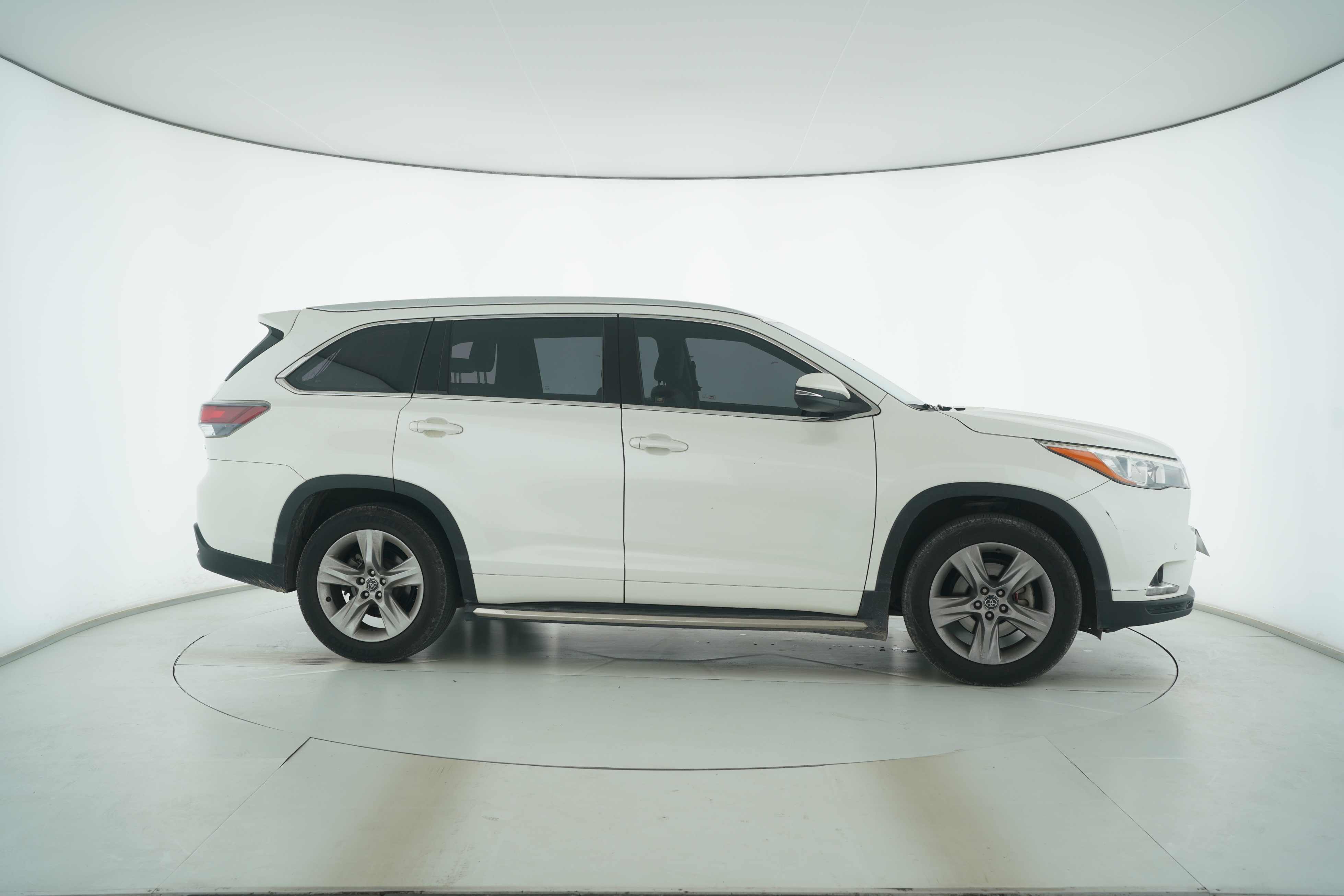 Toyota Highlander 2015 — фото 8