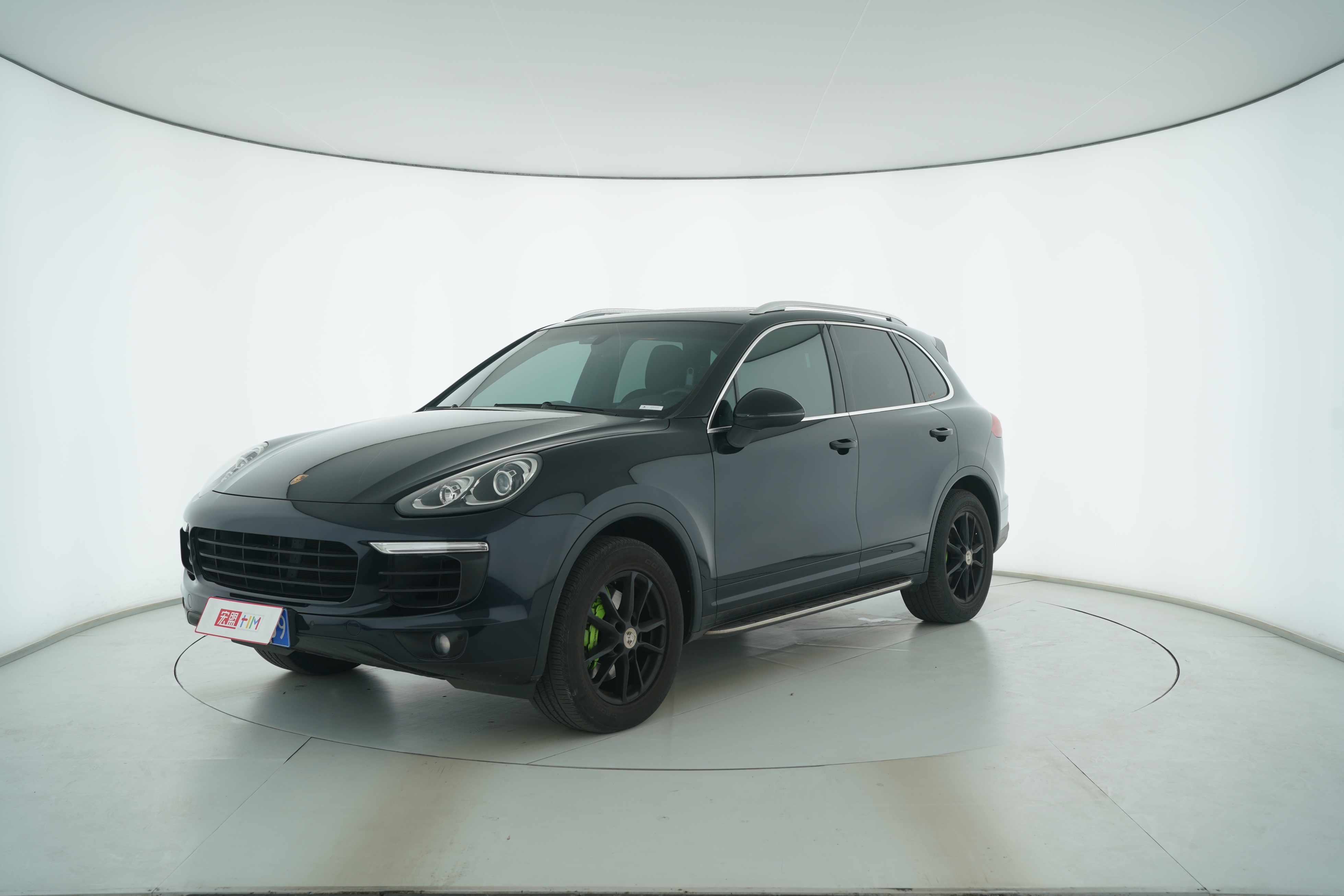 Porsche Cayenne 2016 — фото 1
