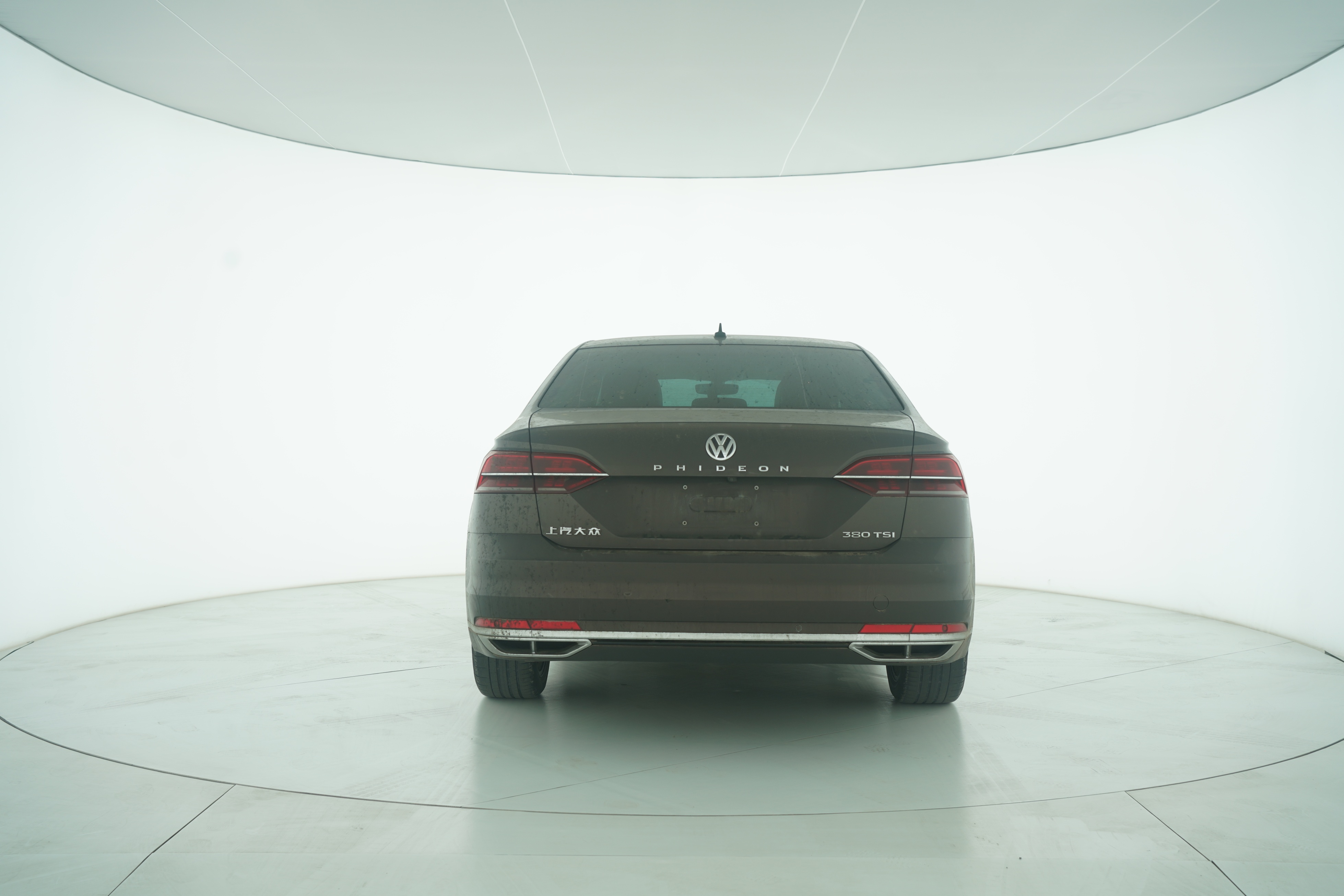 Volkswagen Phideon 2018 — фото 6
