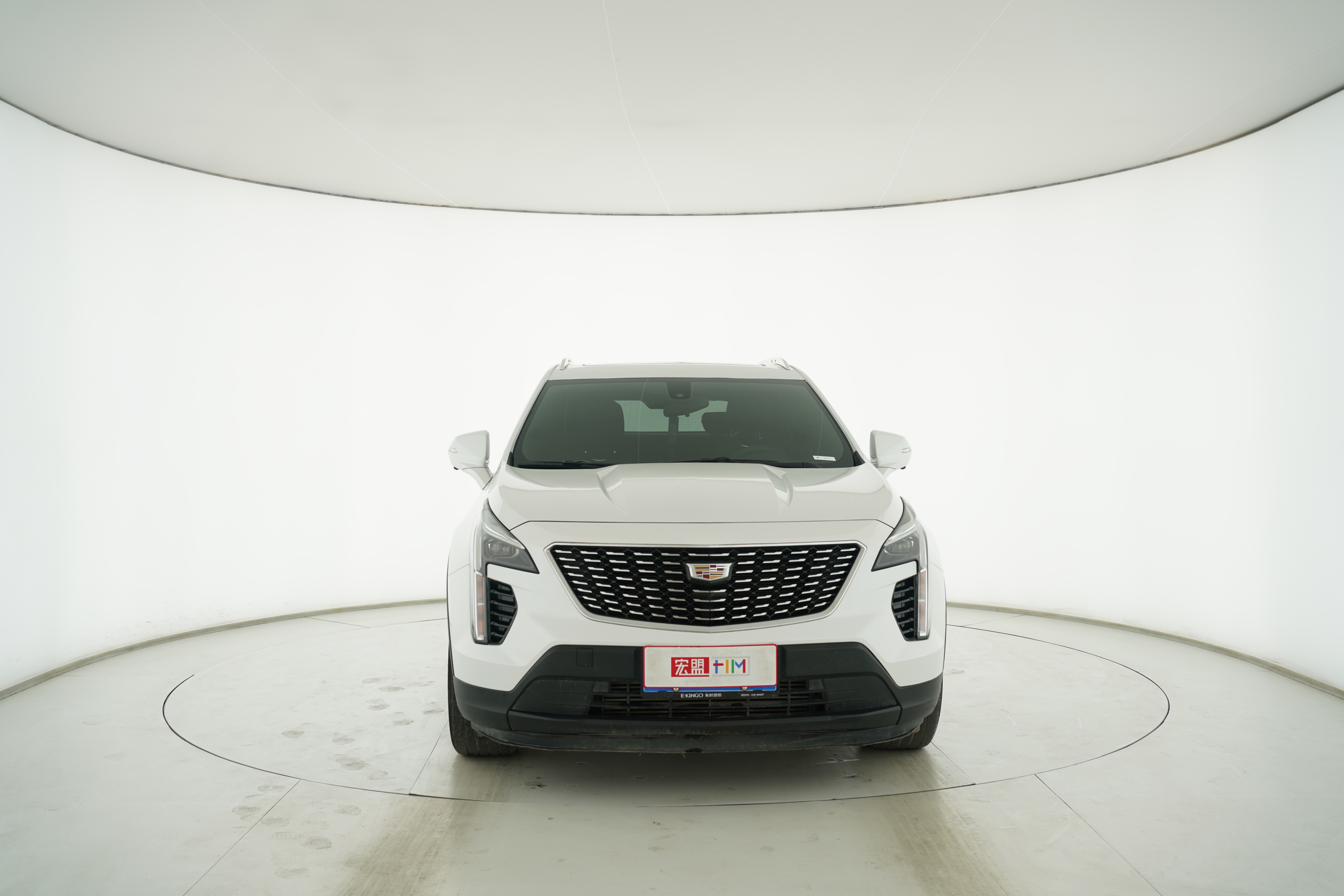 Cadillac XT4 2022 — фото 5
