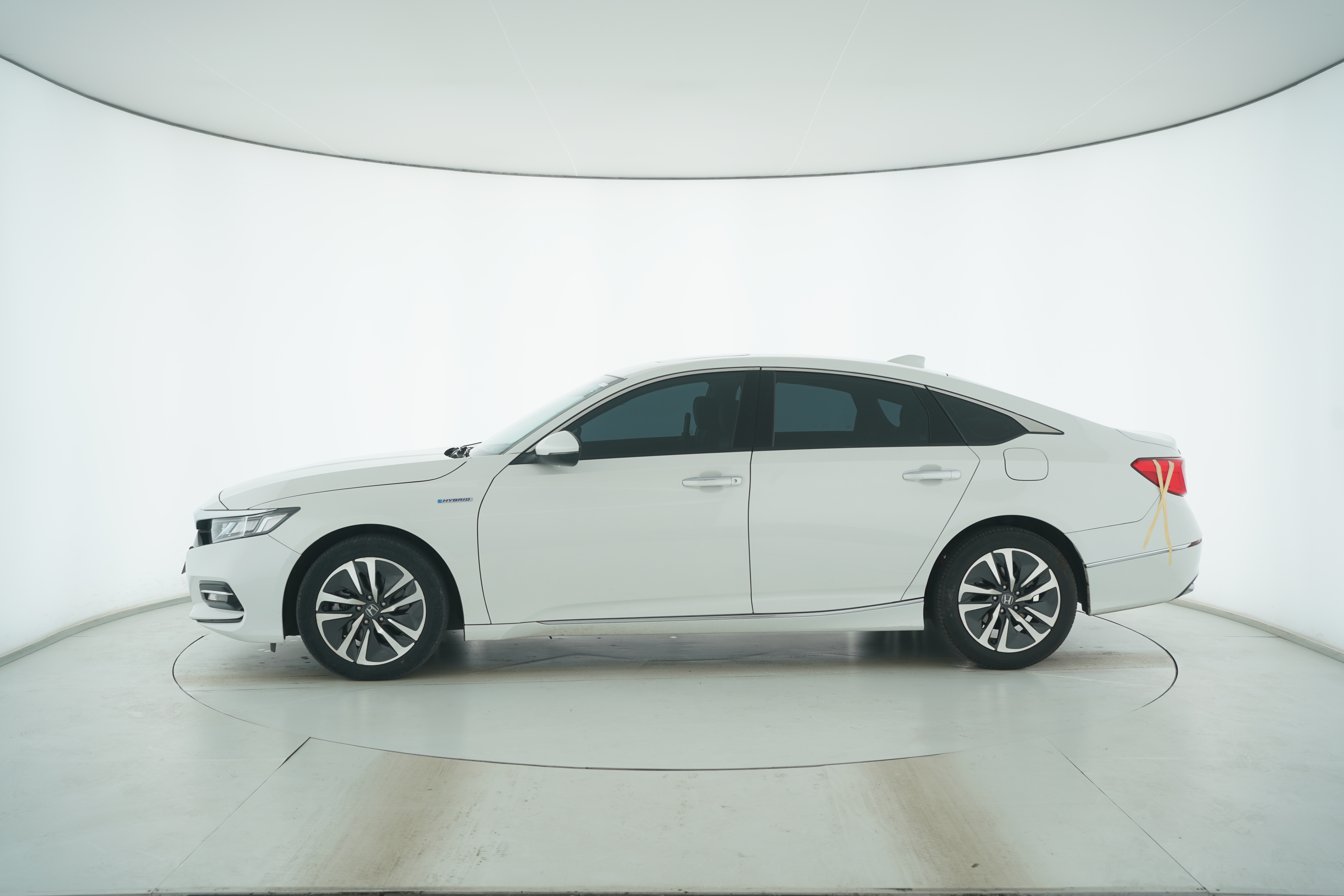 Honda Accord 2018 — фото 7