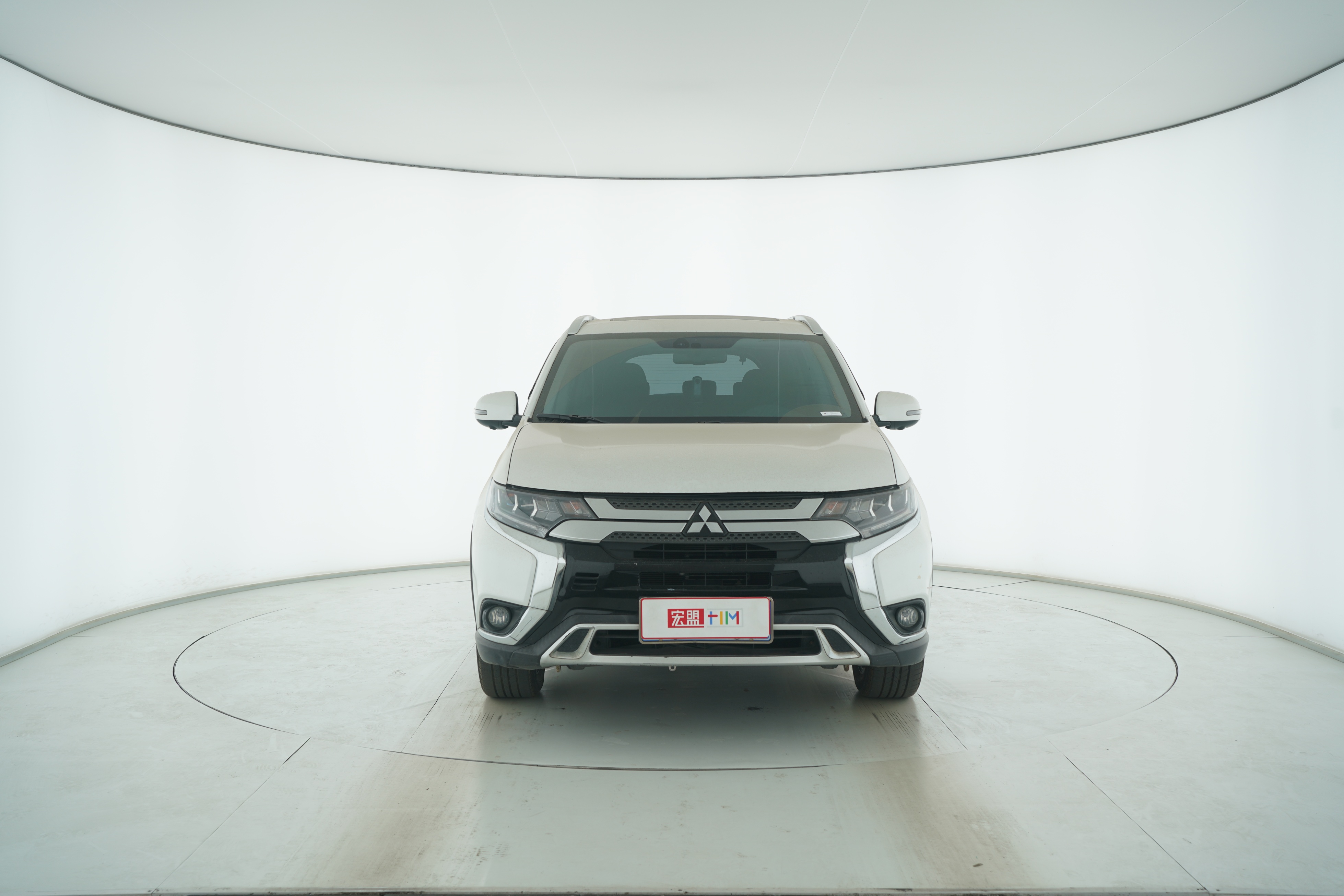 Mitsubishi Outlander 2019 — фото 5