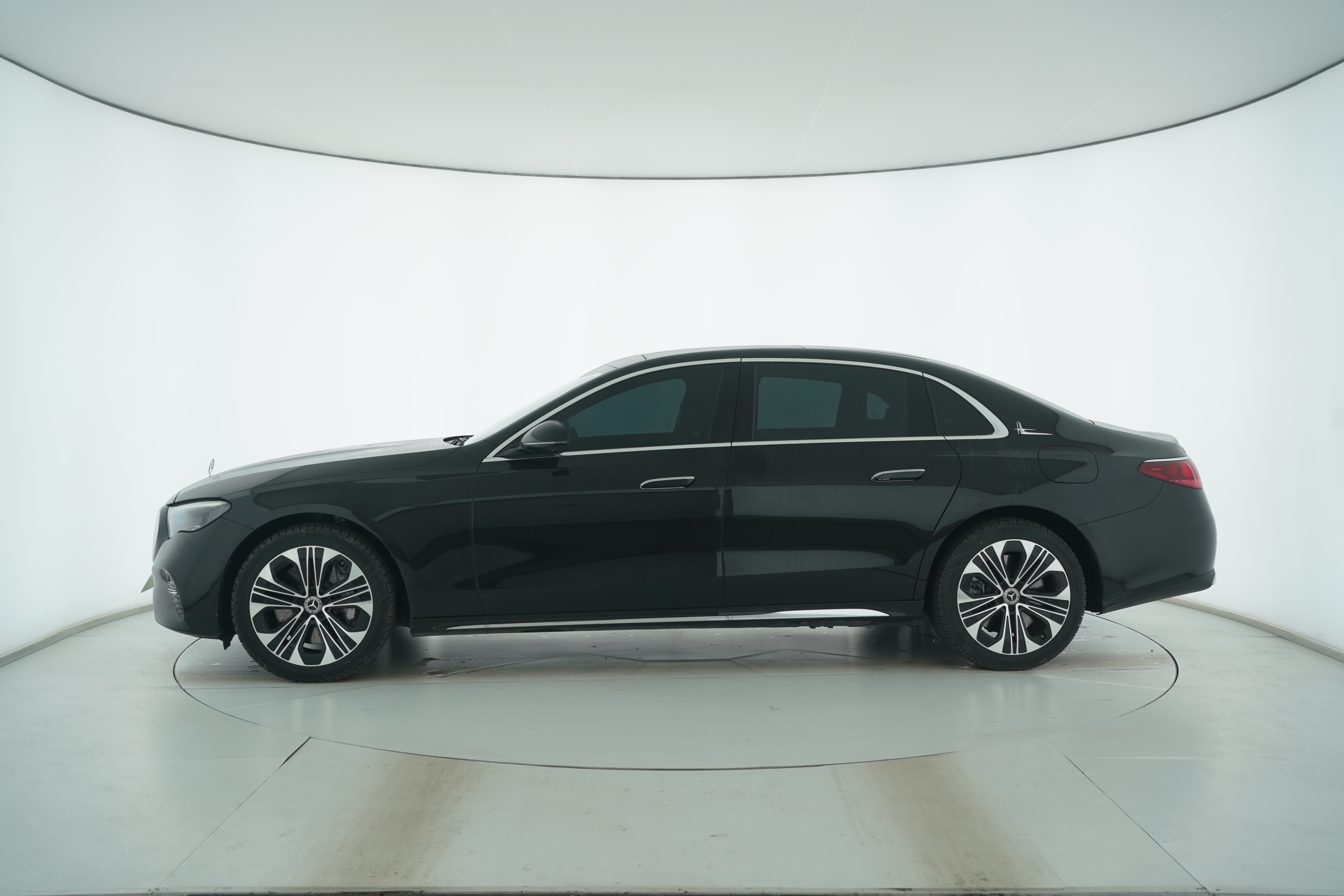 Mercedes Benz Mercedes-benz E-Class Plug-in Hybrid 2024 — фото 7