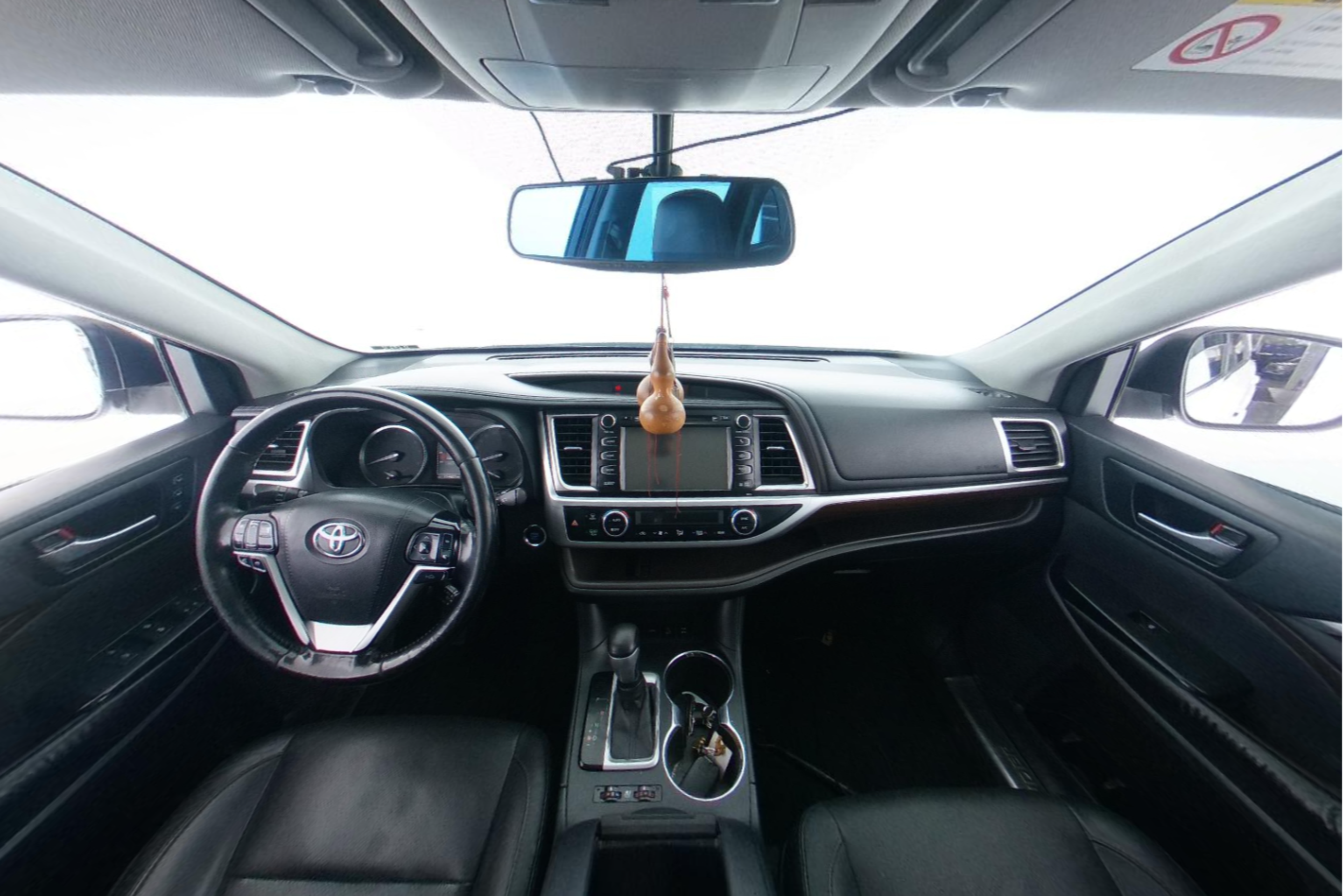 Toyota Highlander 2015 — фото 9