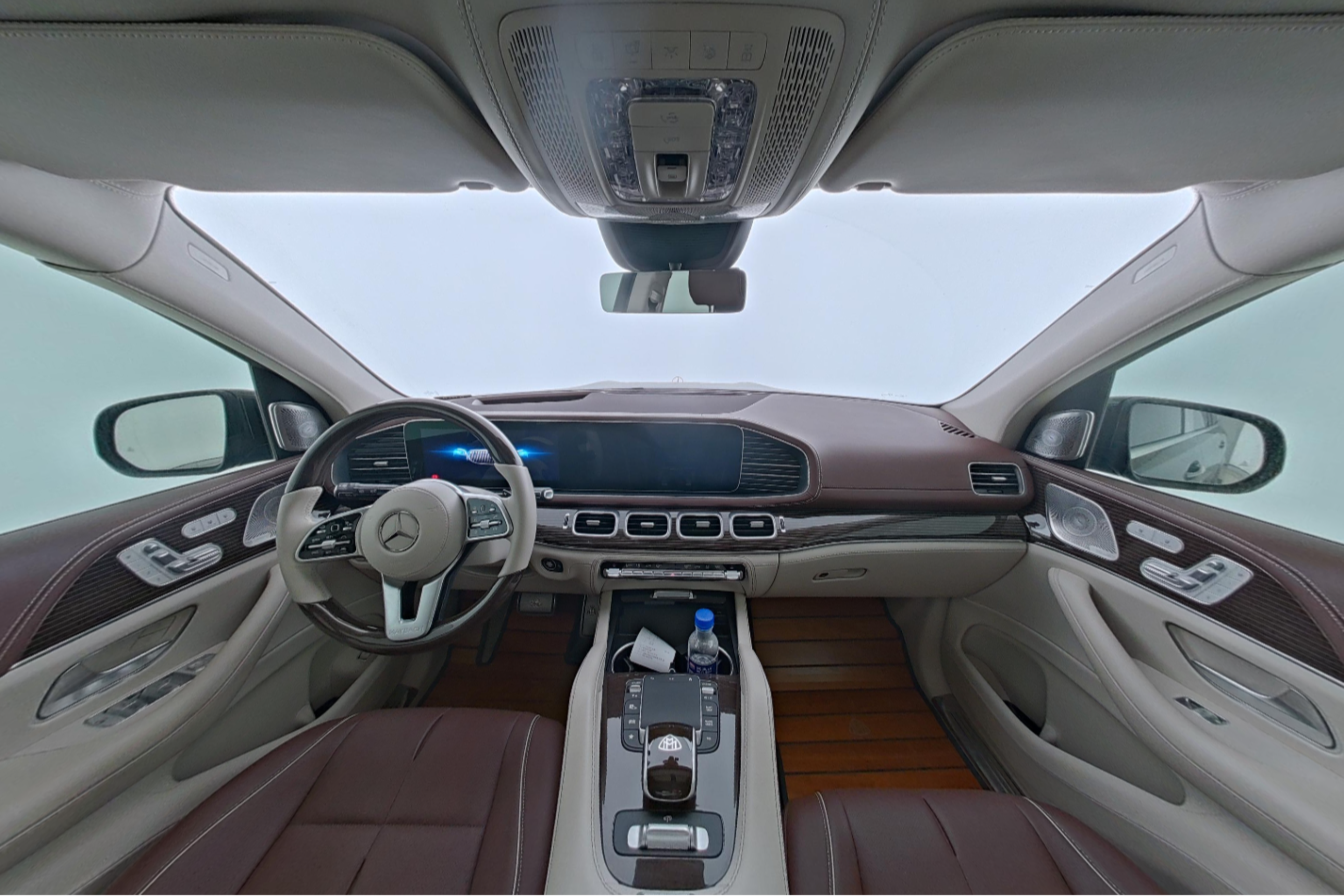 Mercedes Benz GLS 2023 — фото 9