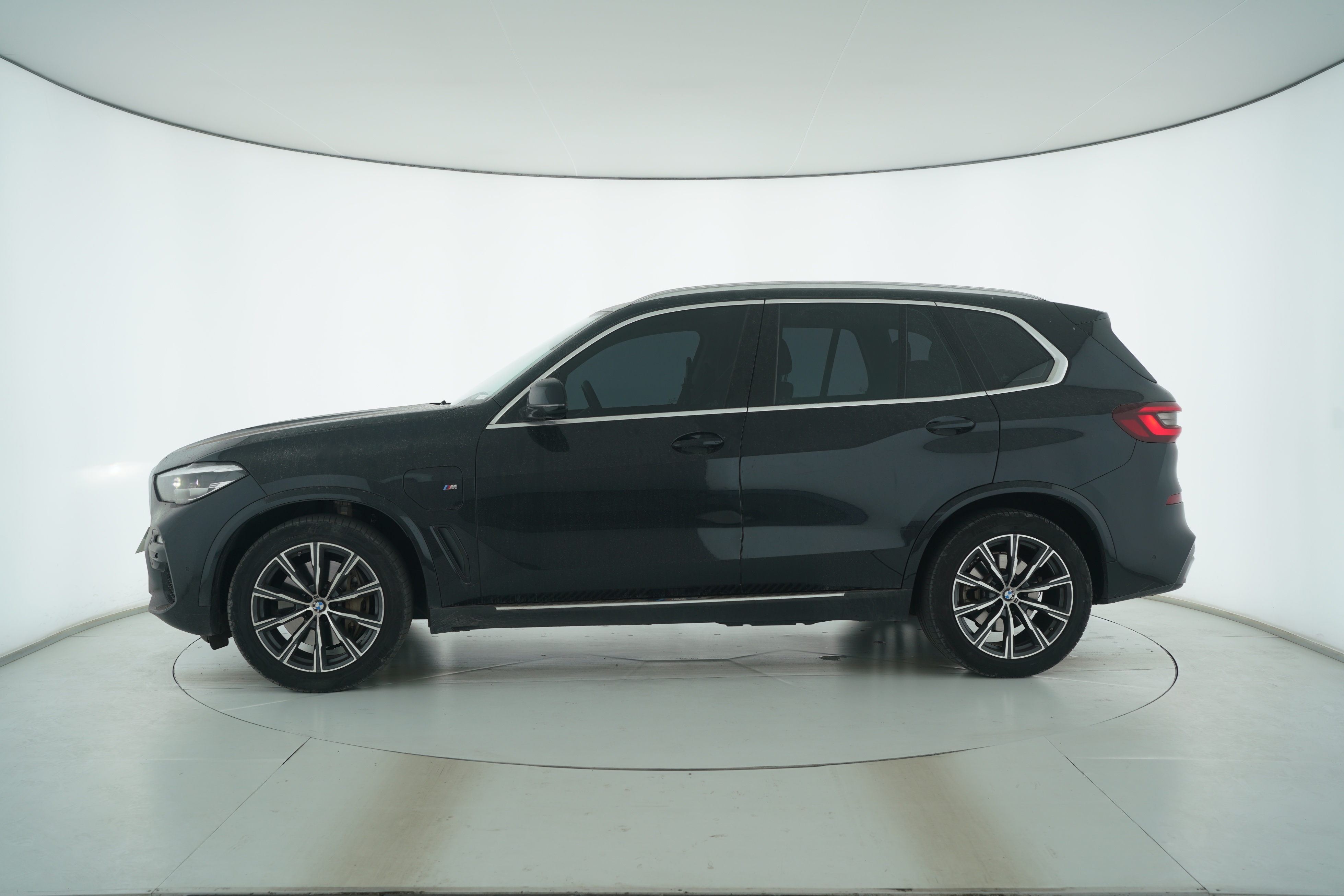 BMW X5 Plug-in Hybrid (Imported) 2020 — фото 7