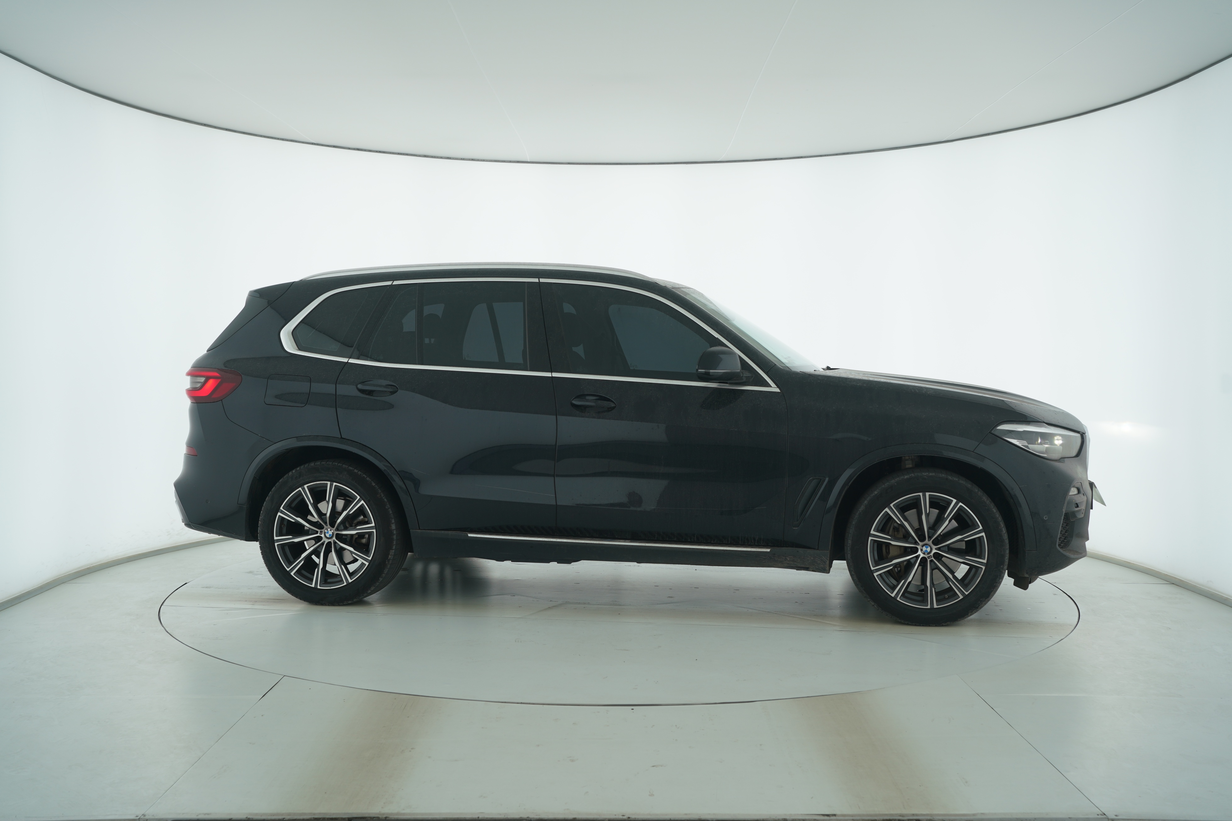 BMW X5 Plug-in Hybrid (Imported) 2020 — фото 8