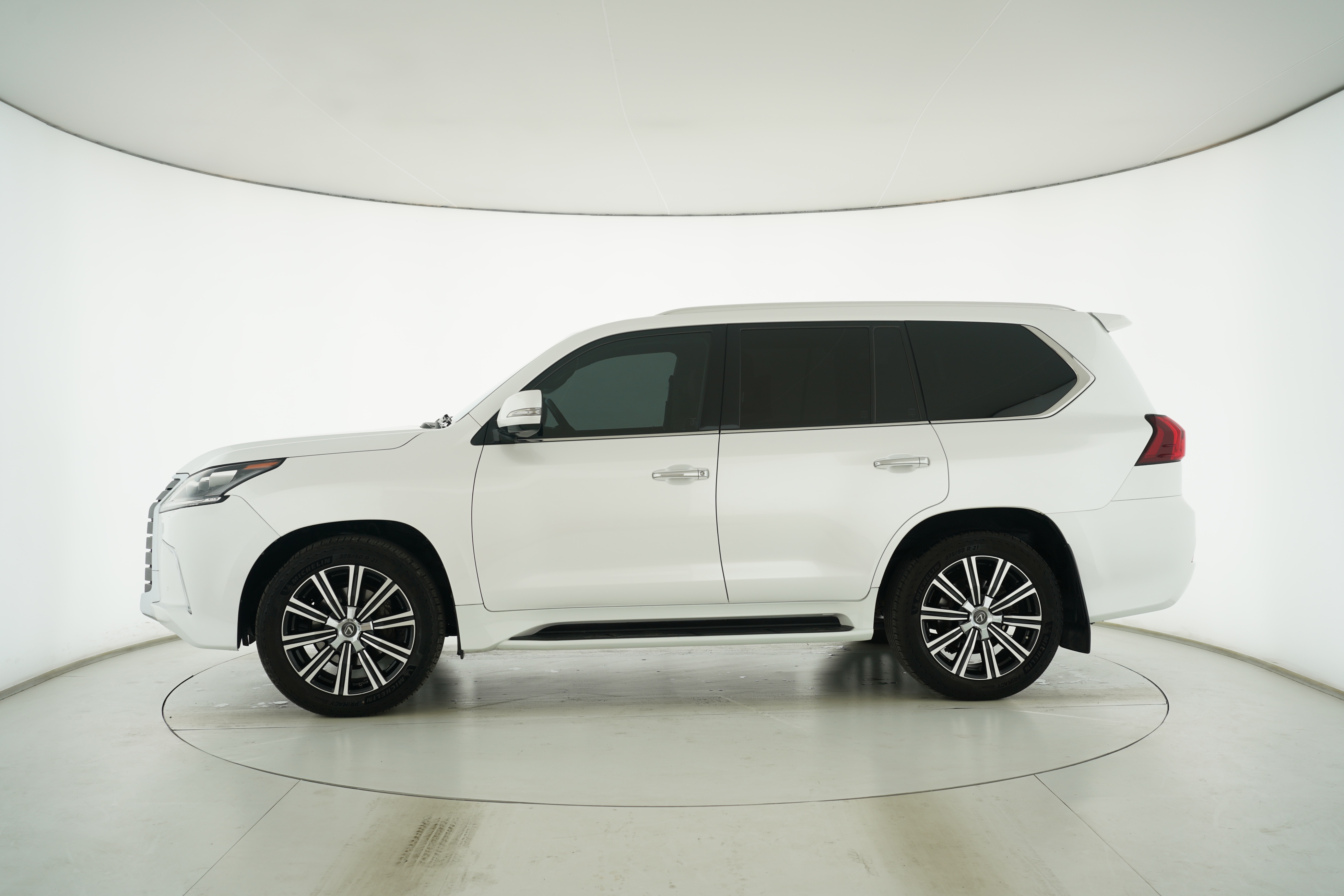 Lexus LX 2017 — фото 7