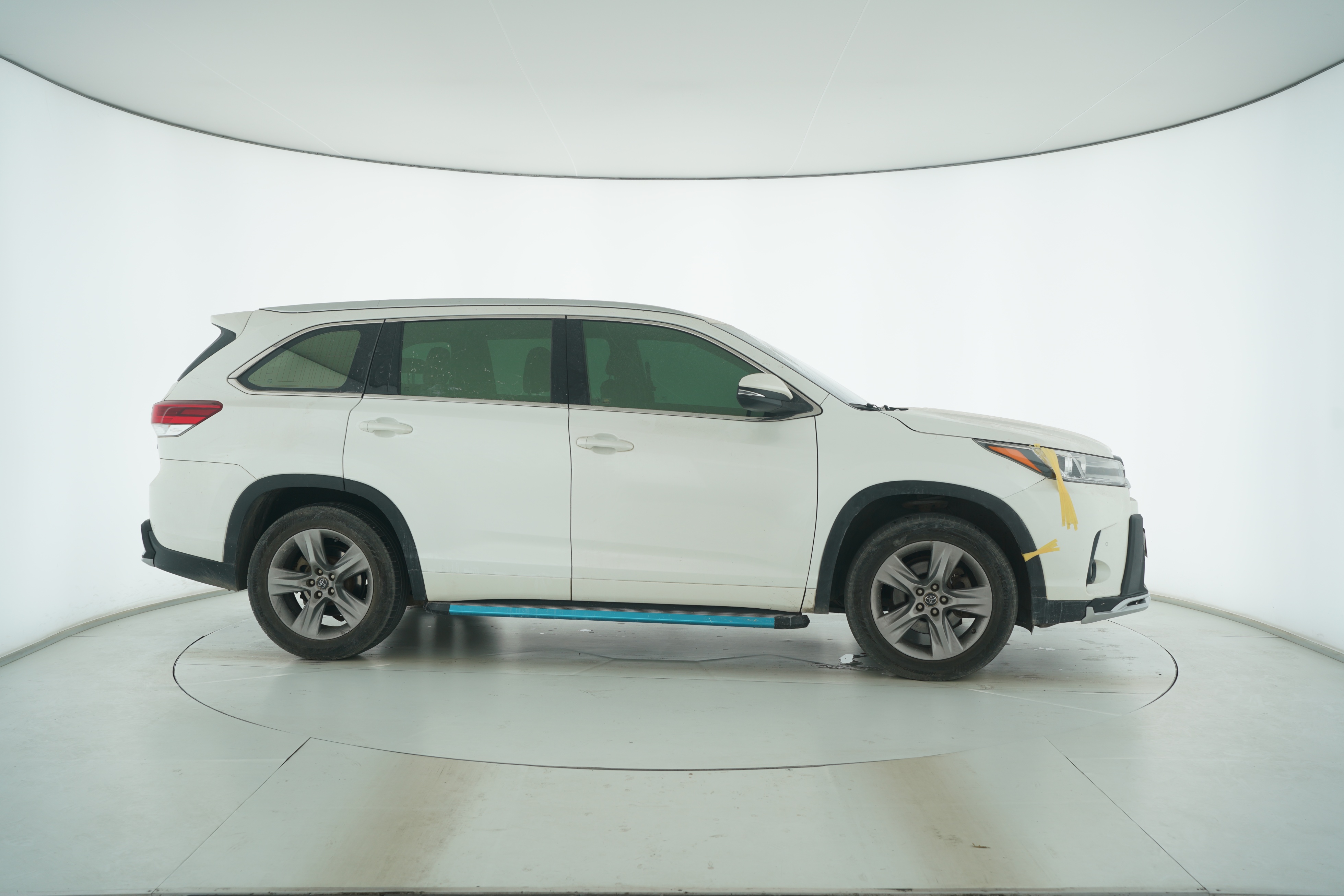 Toyota Highlander 2018 — фото 8