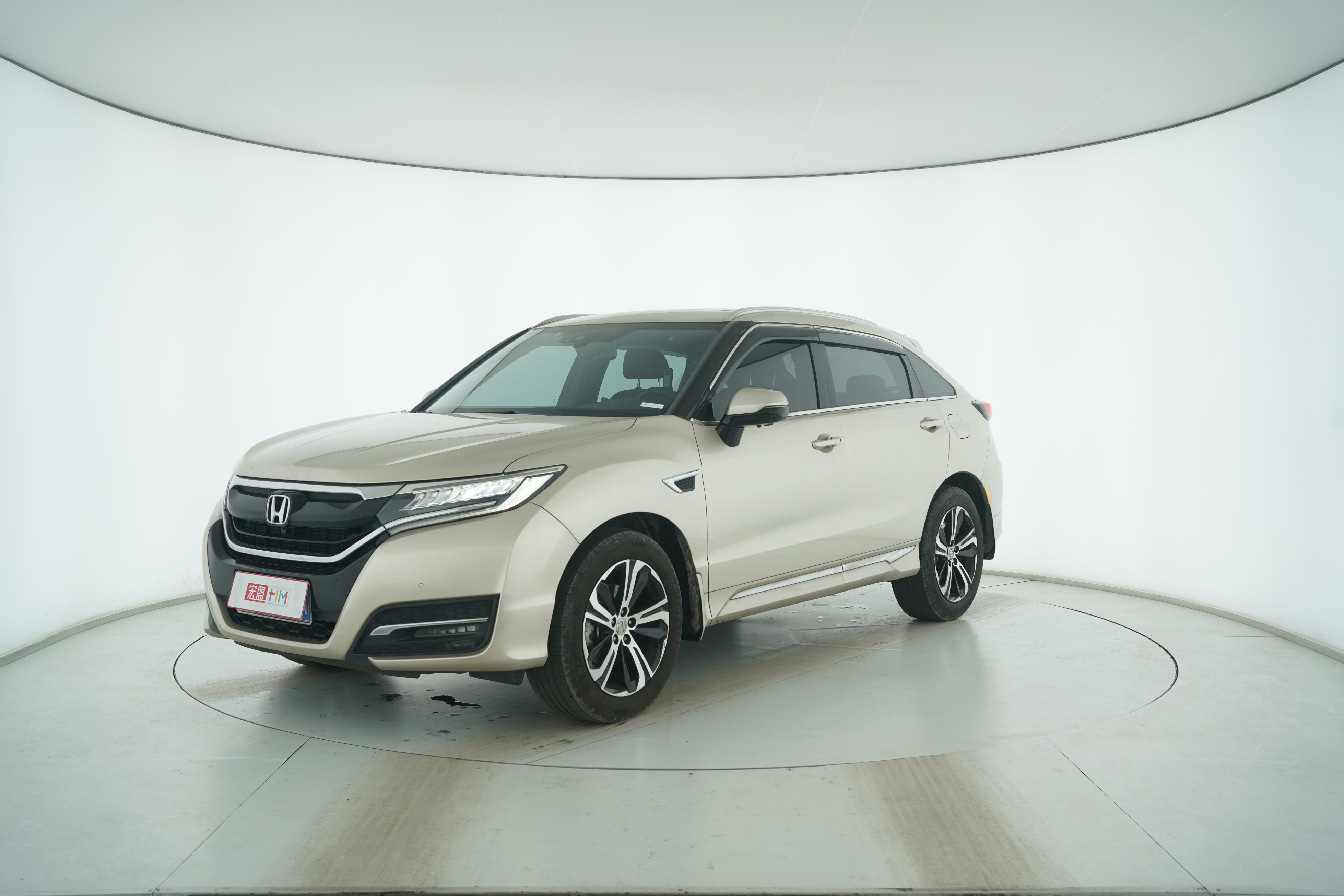 Honda UR-V 2017 — фото 1