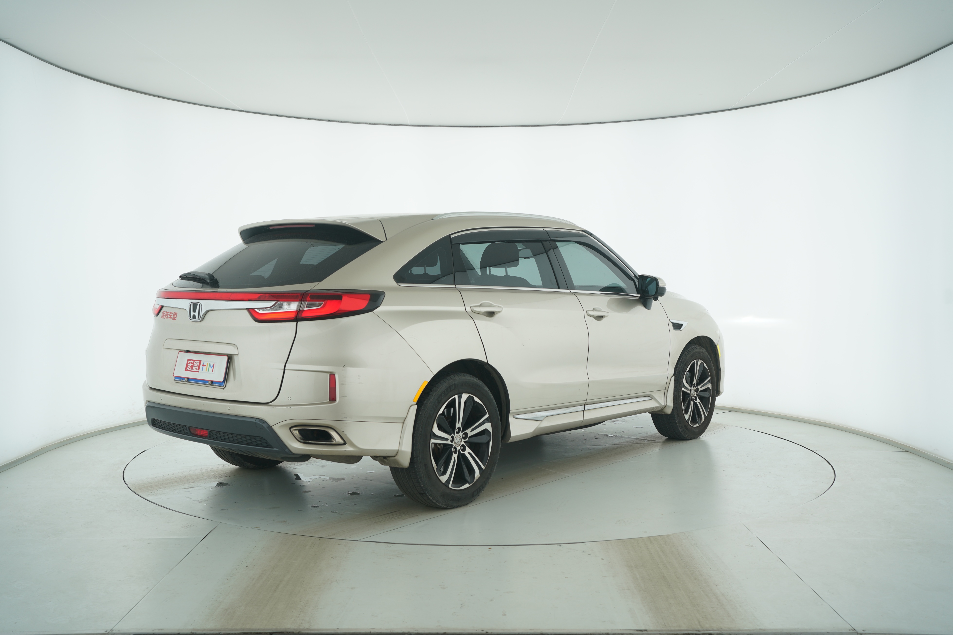 Honda UR-V 2017 — фото 4