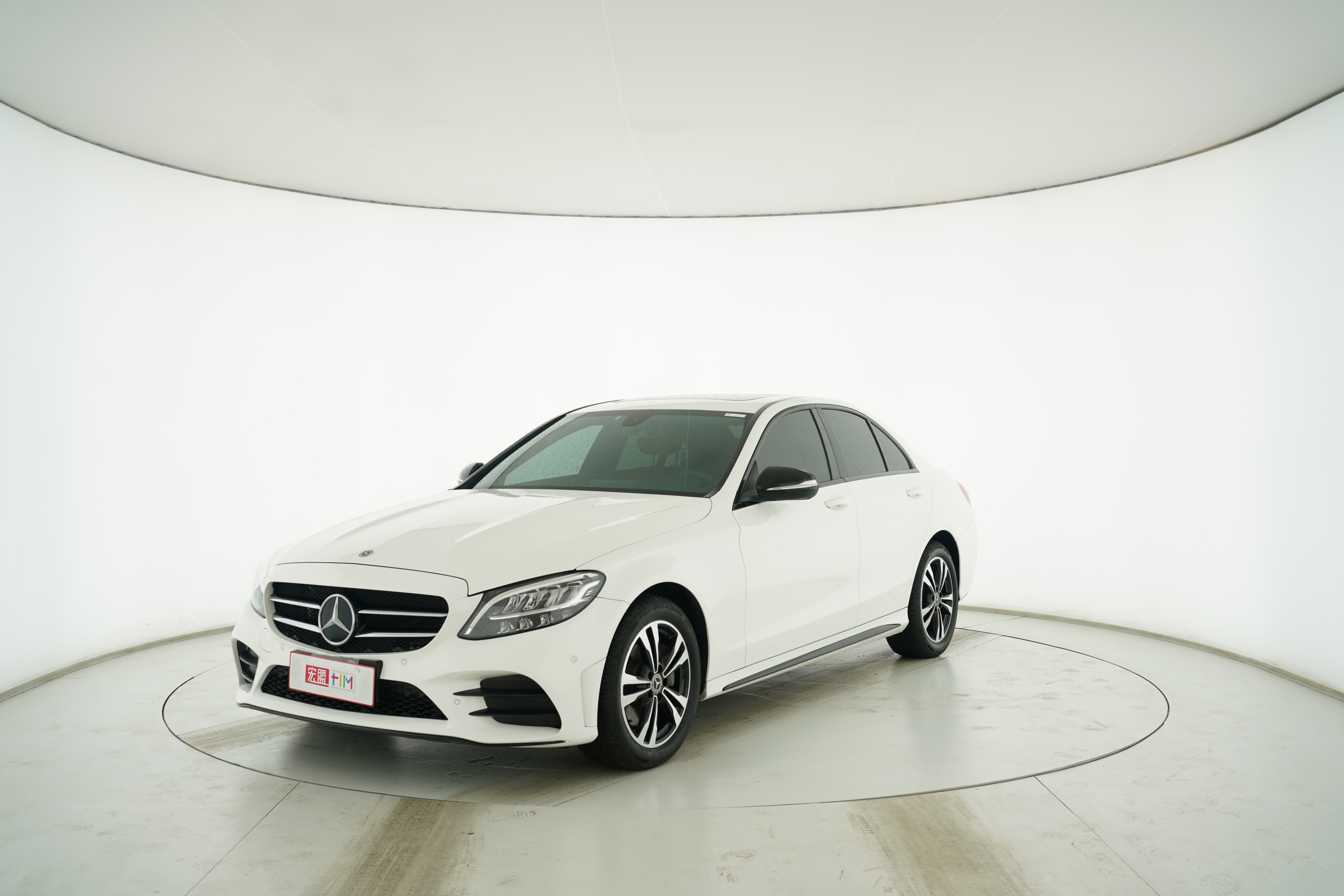 Mercedes Benz C-Class 2019 — фото 1