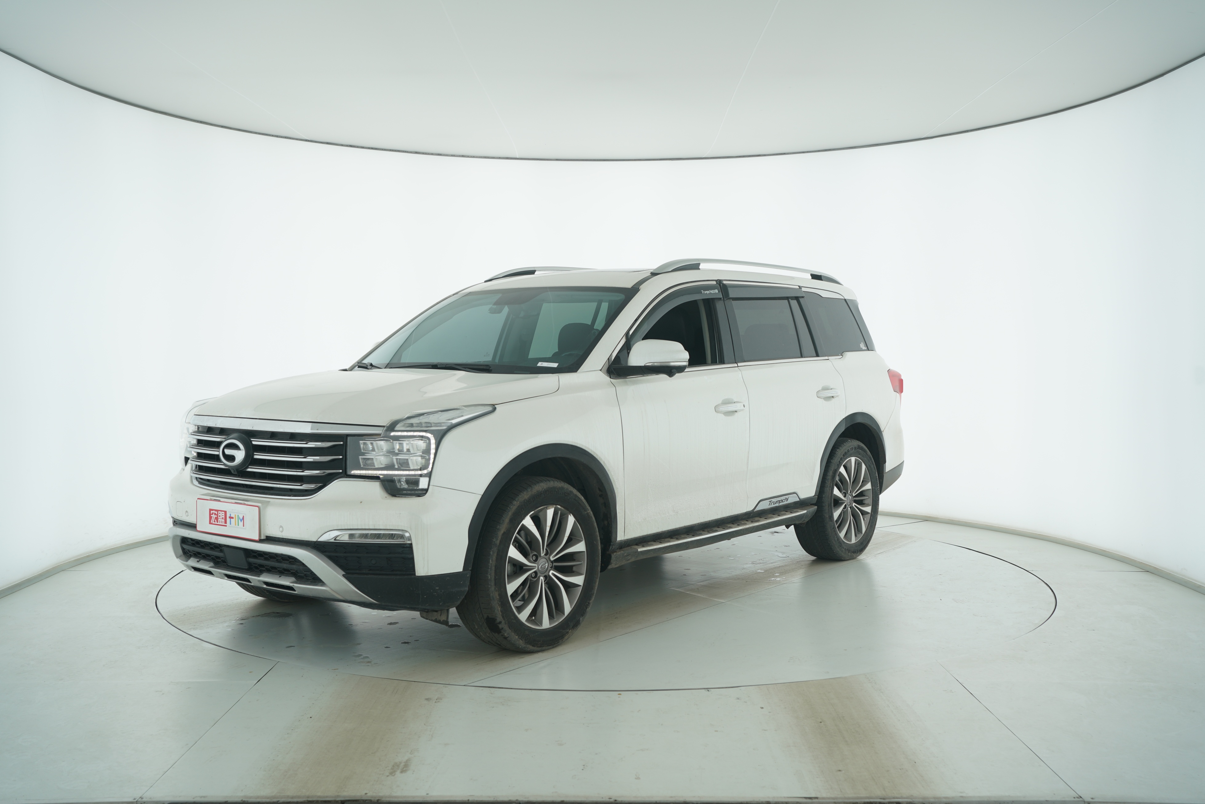 Gac Trumpchi Trumpchi GS8 2017 — фото 1