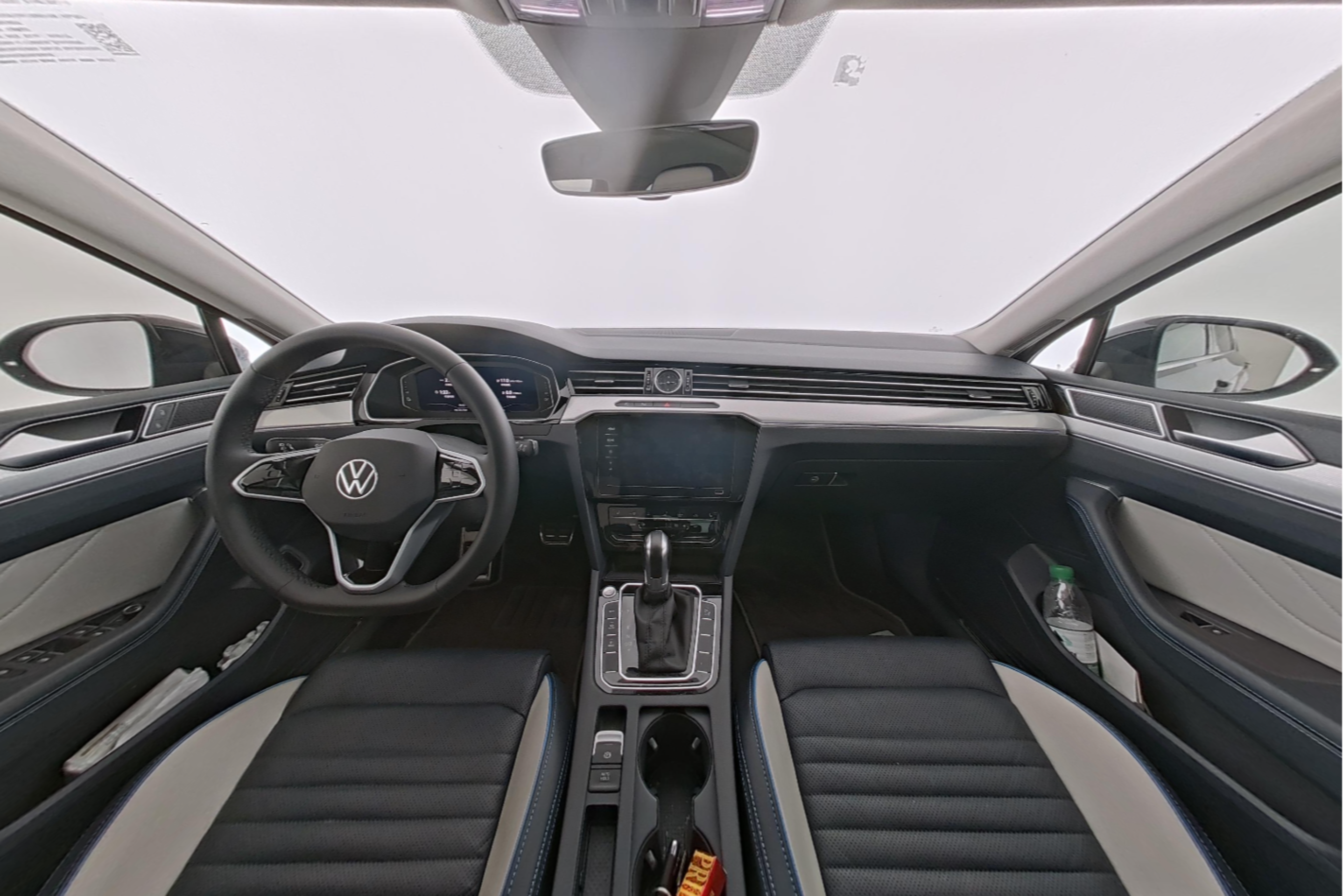 Volkswagen Magotan GTE Plug-in Hybrid 2020 — фото 9