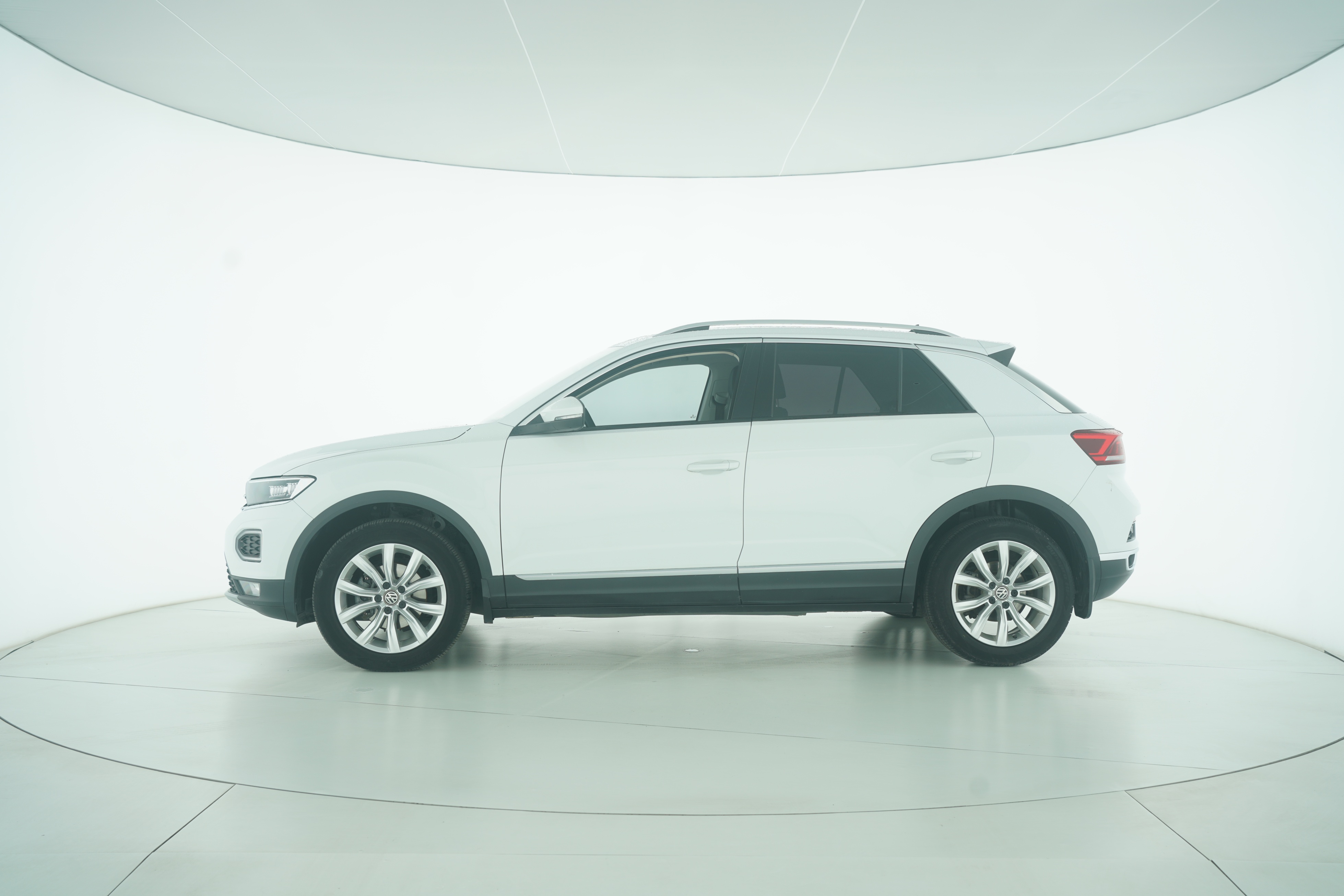 Volkswagen T-ROC 2018 — фото 7