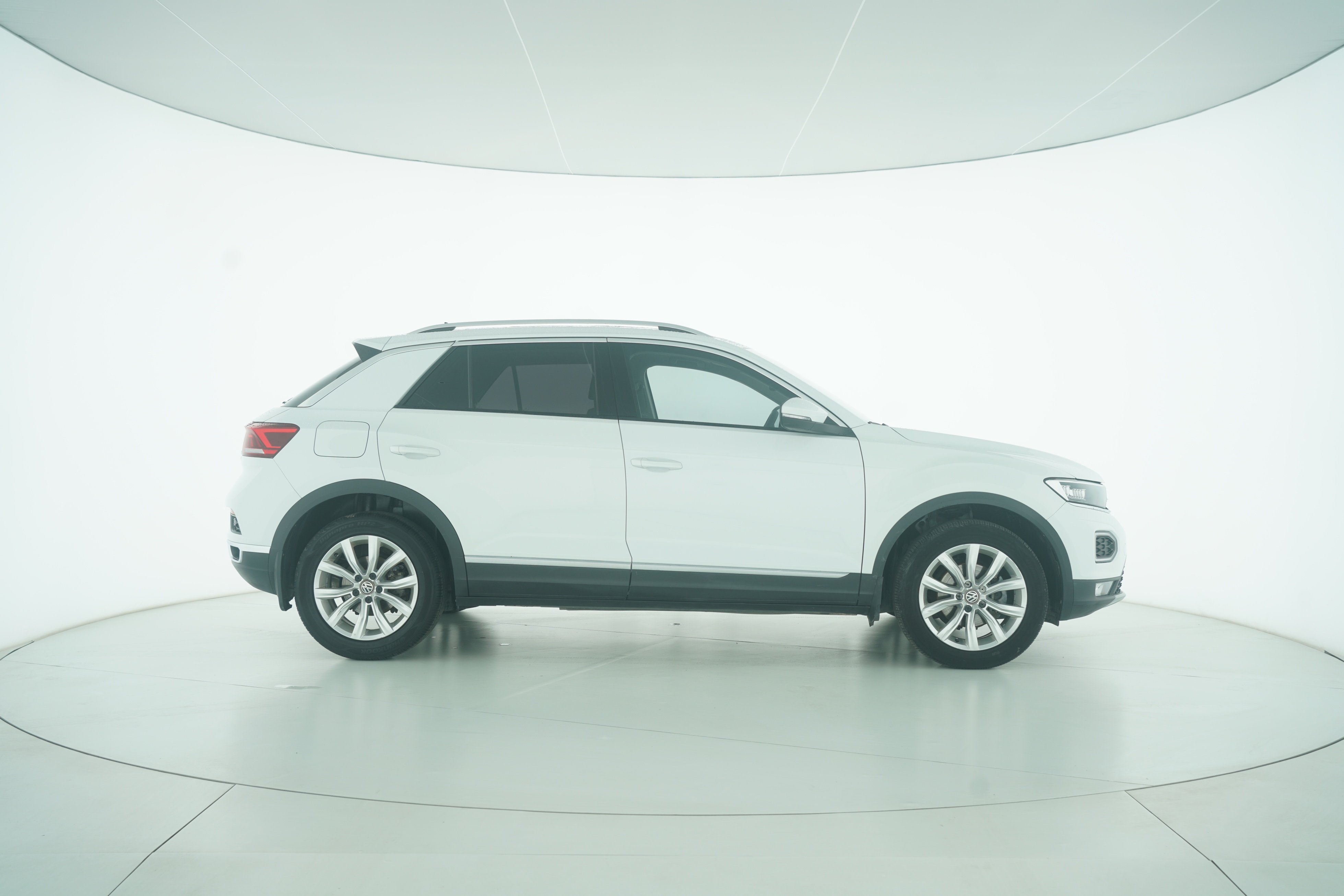 Volkswagen T-ROC 2018 — фото 8