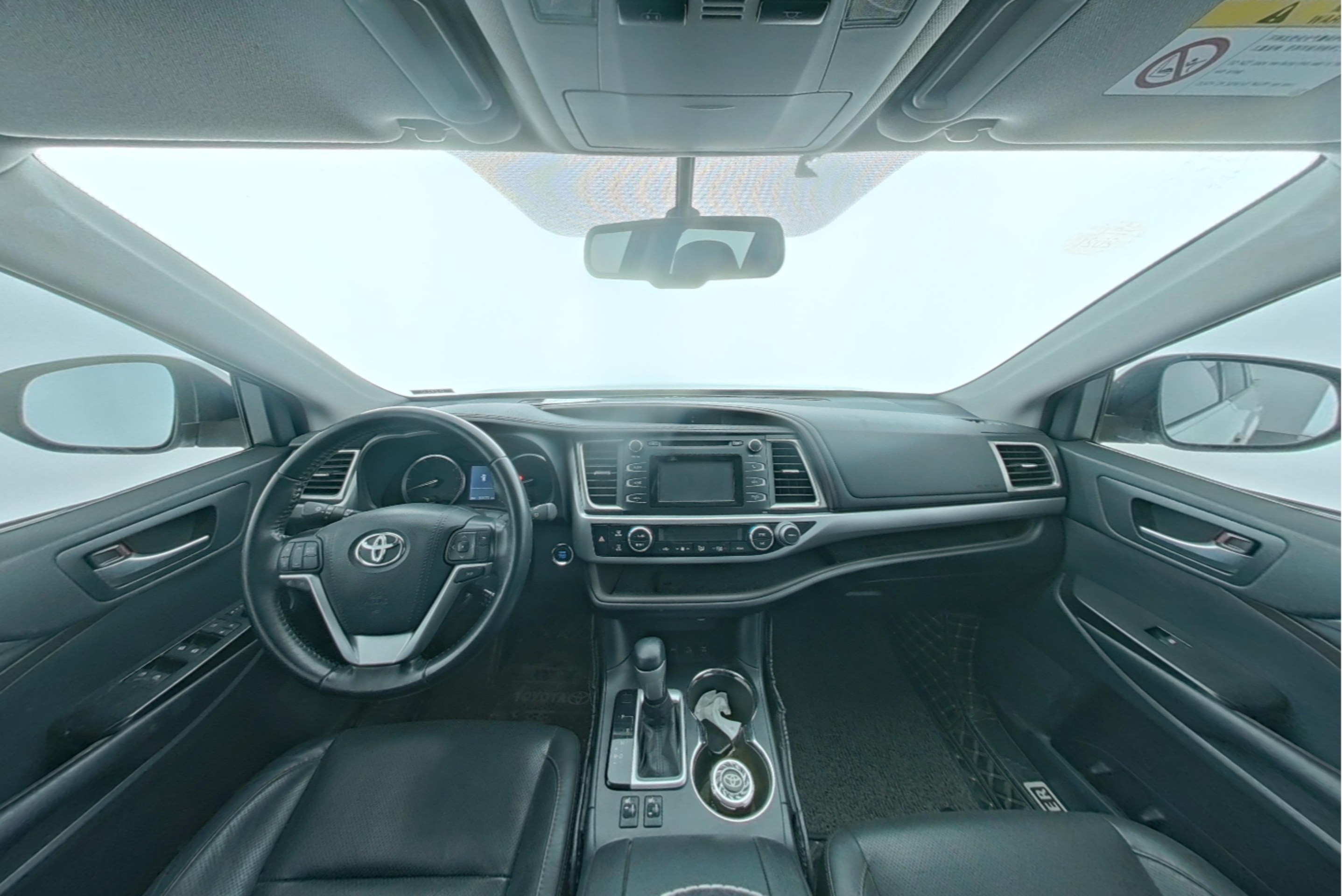 Toyota Highlander 2015 — фото 9