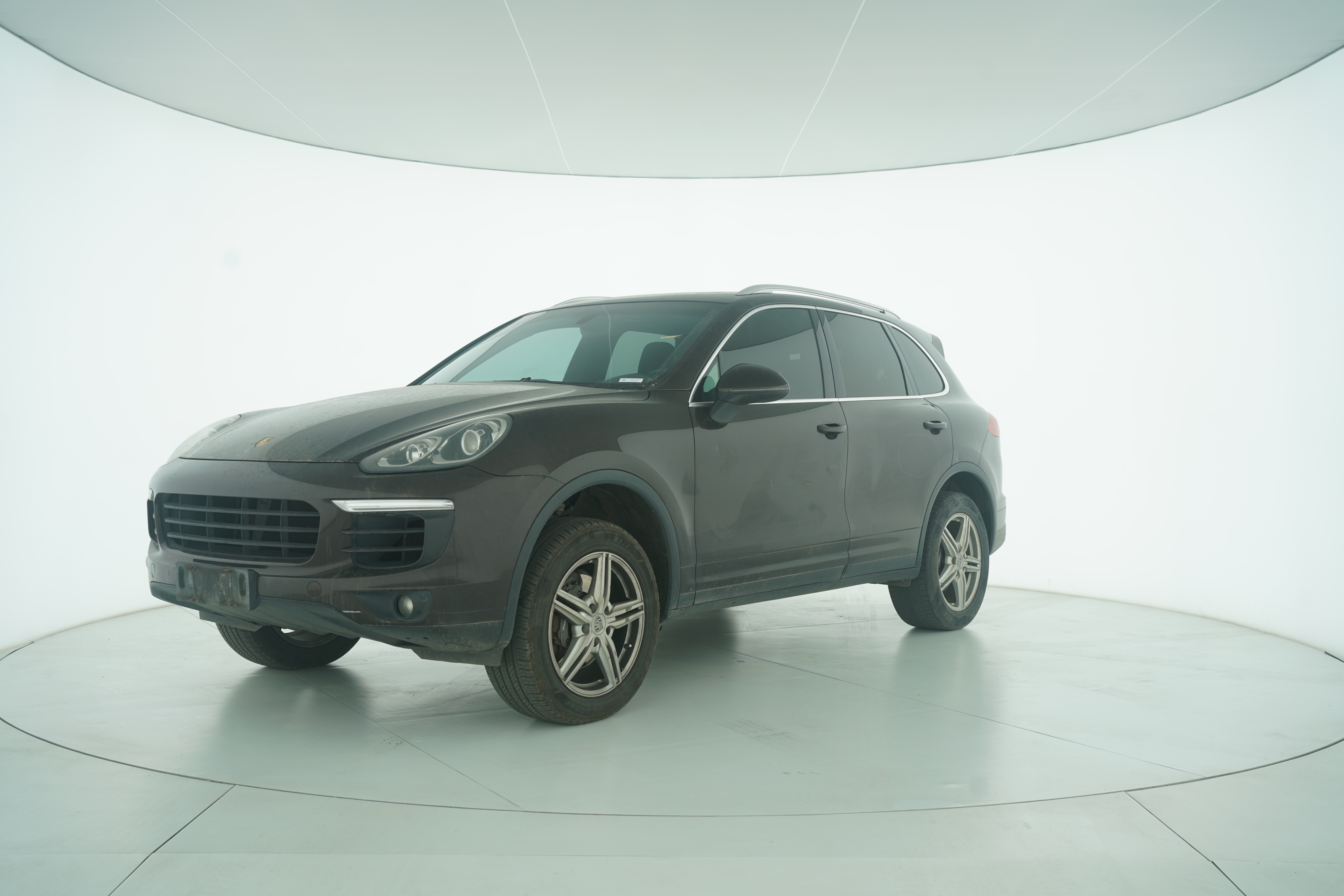Porsche Cayenne 2016 — фото 1