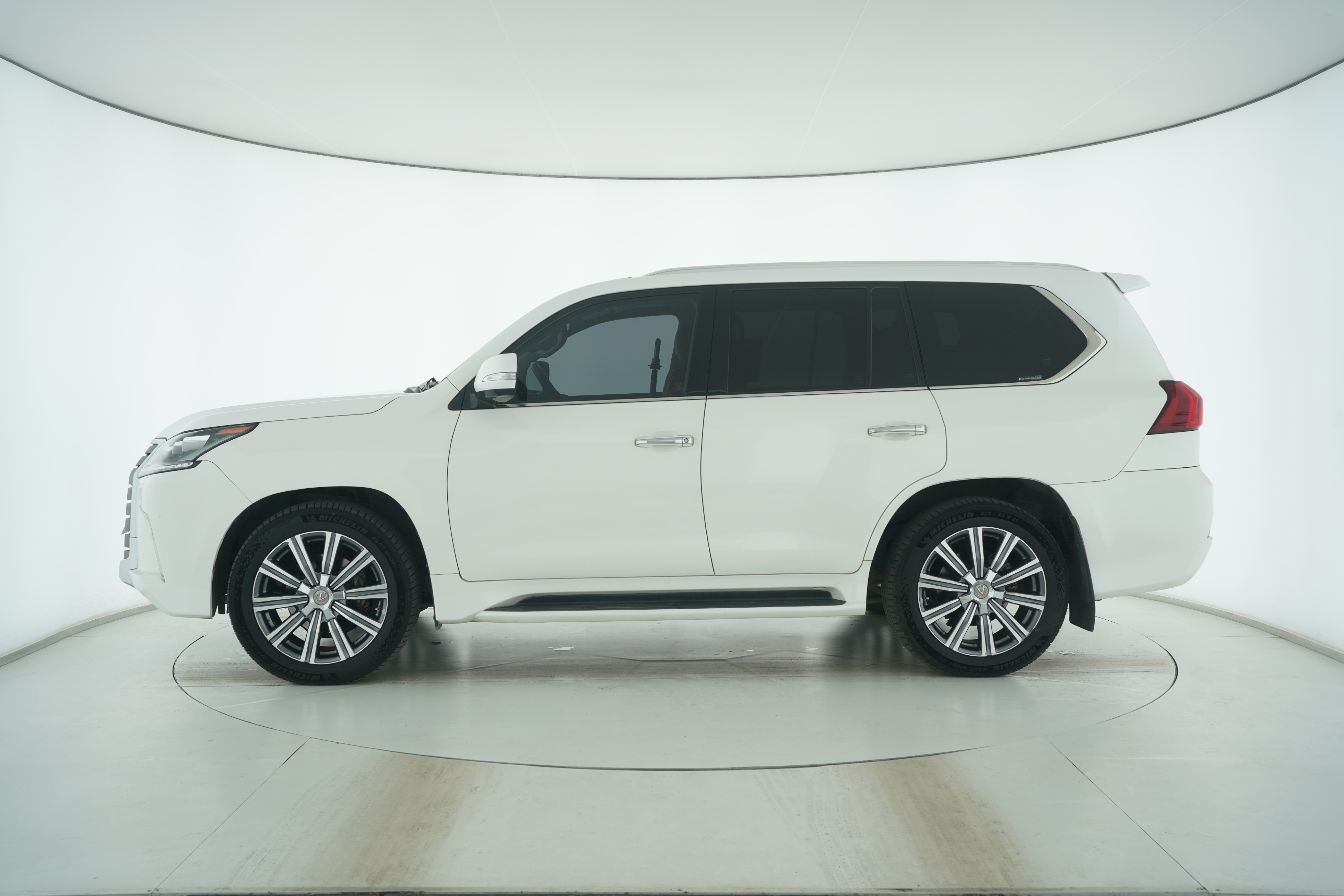 Lexus LX 2016 — фото 7