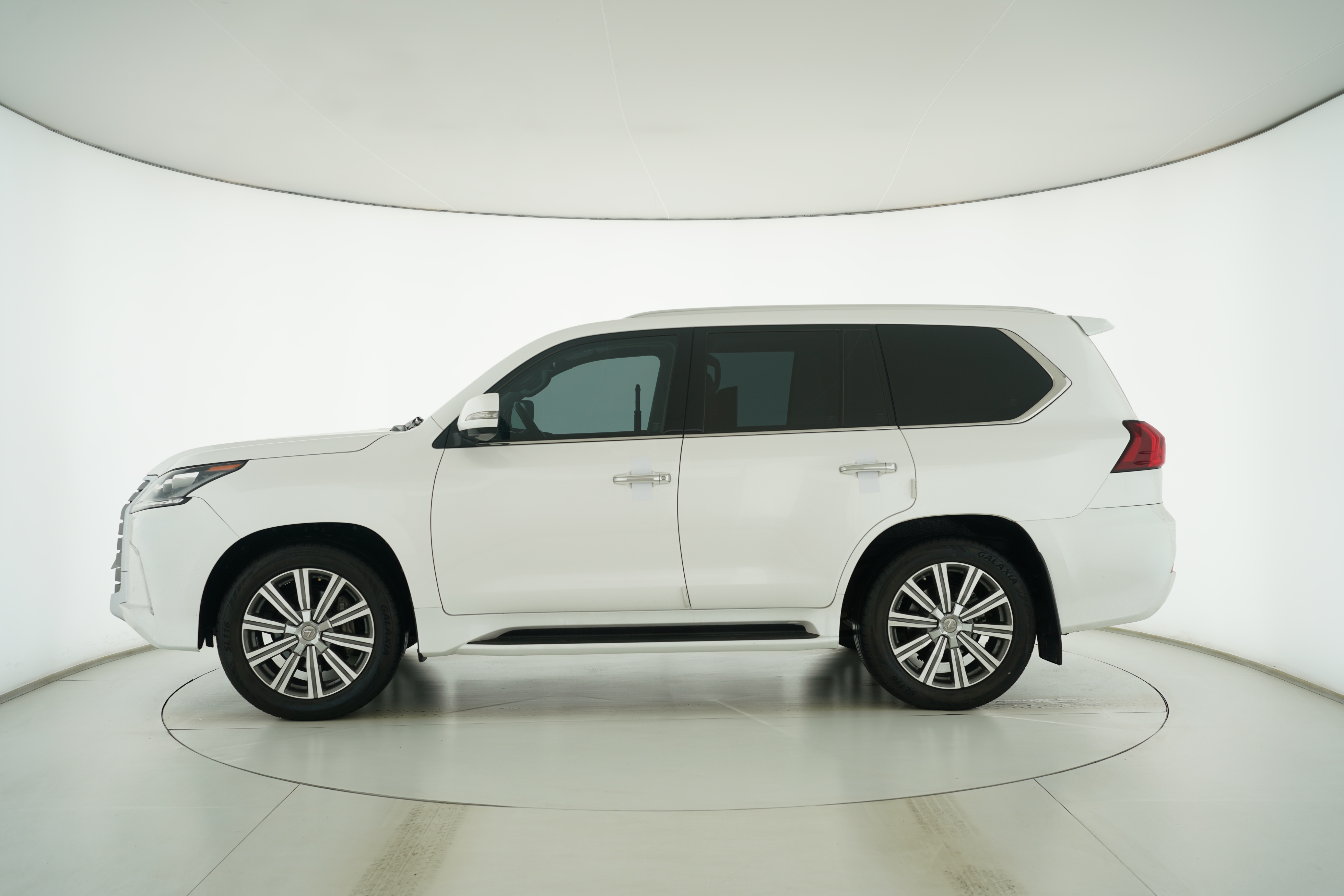 Lexus LX 2016 — фото 7