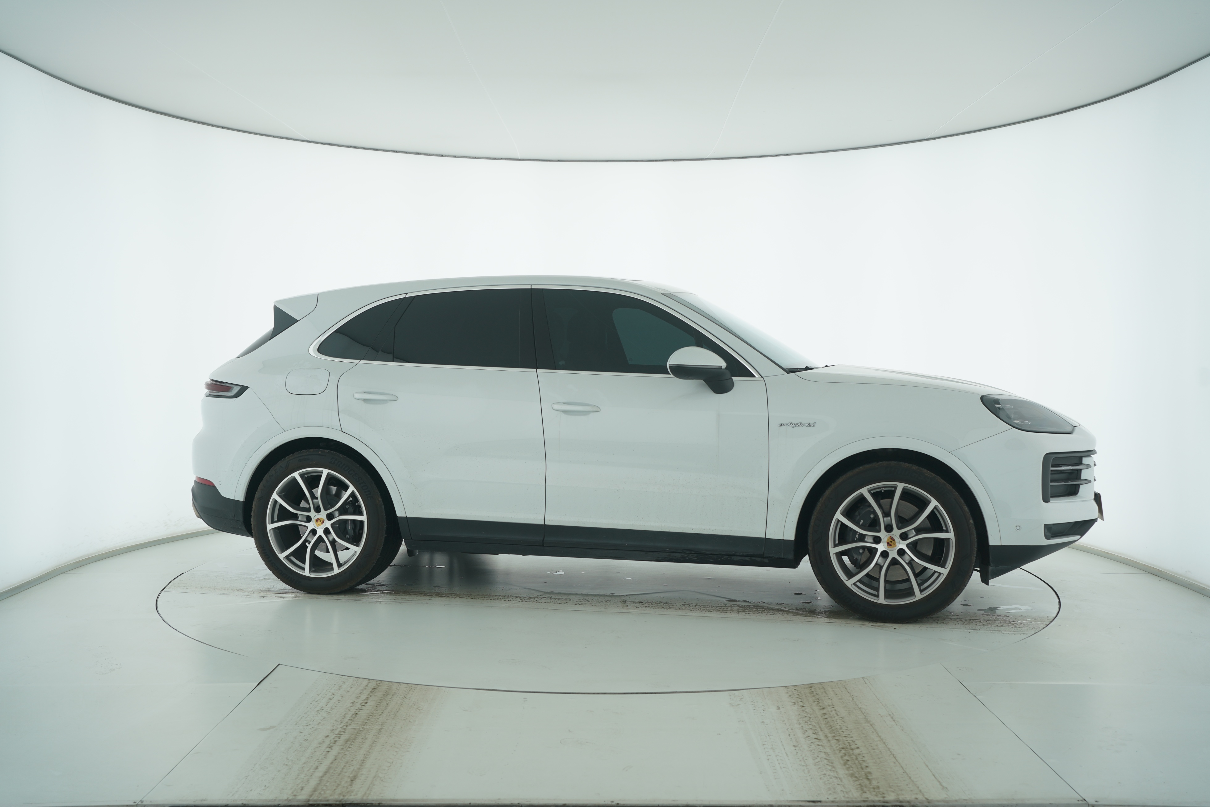 Porsche Cayenne E-Hybrid 2019 — фото 8