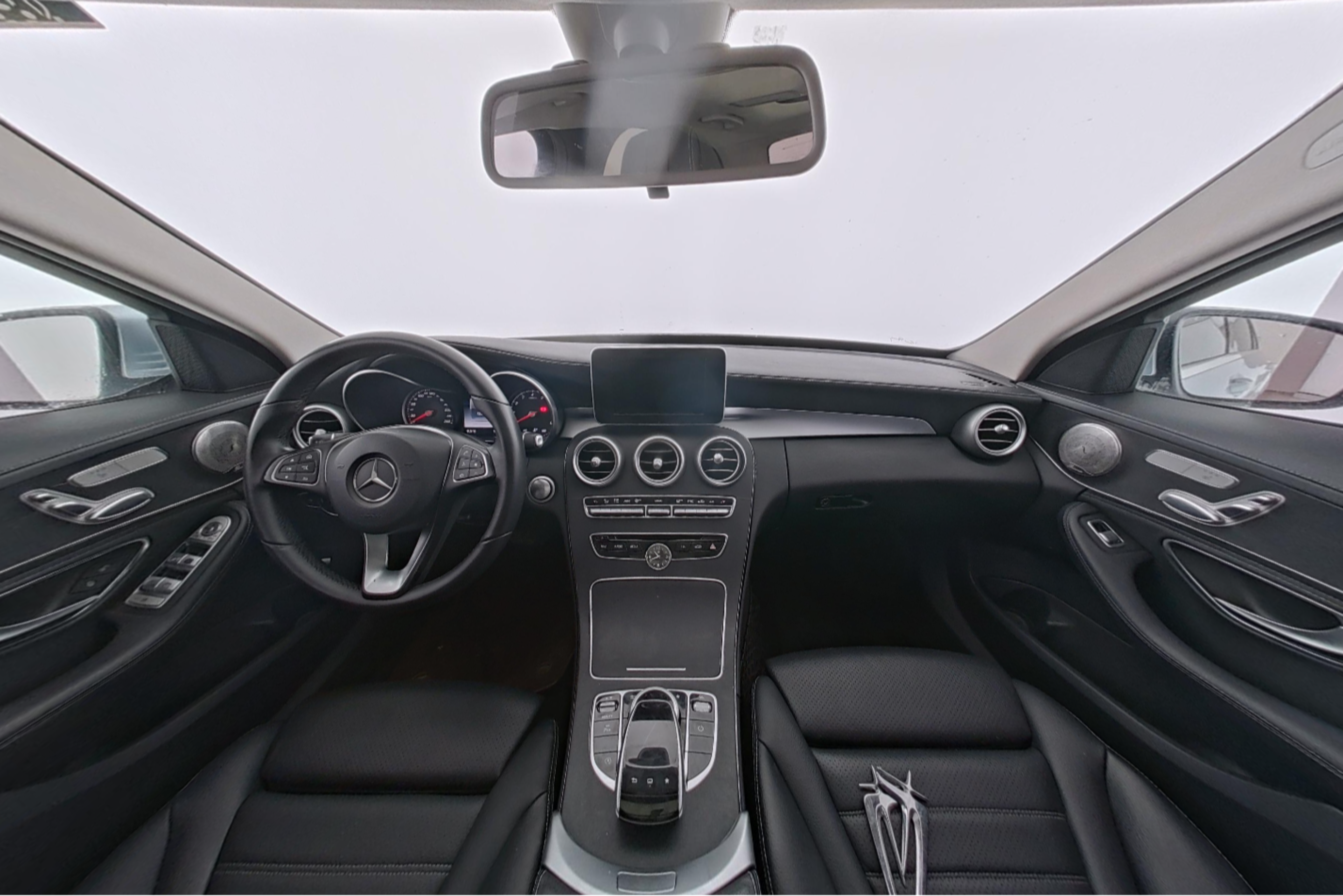Mercedes Benz C-Class 2015 — фото 9
