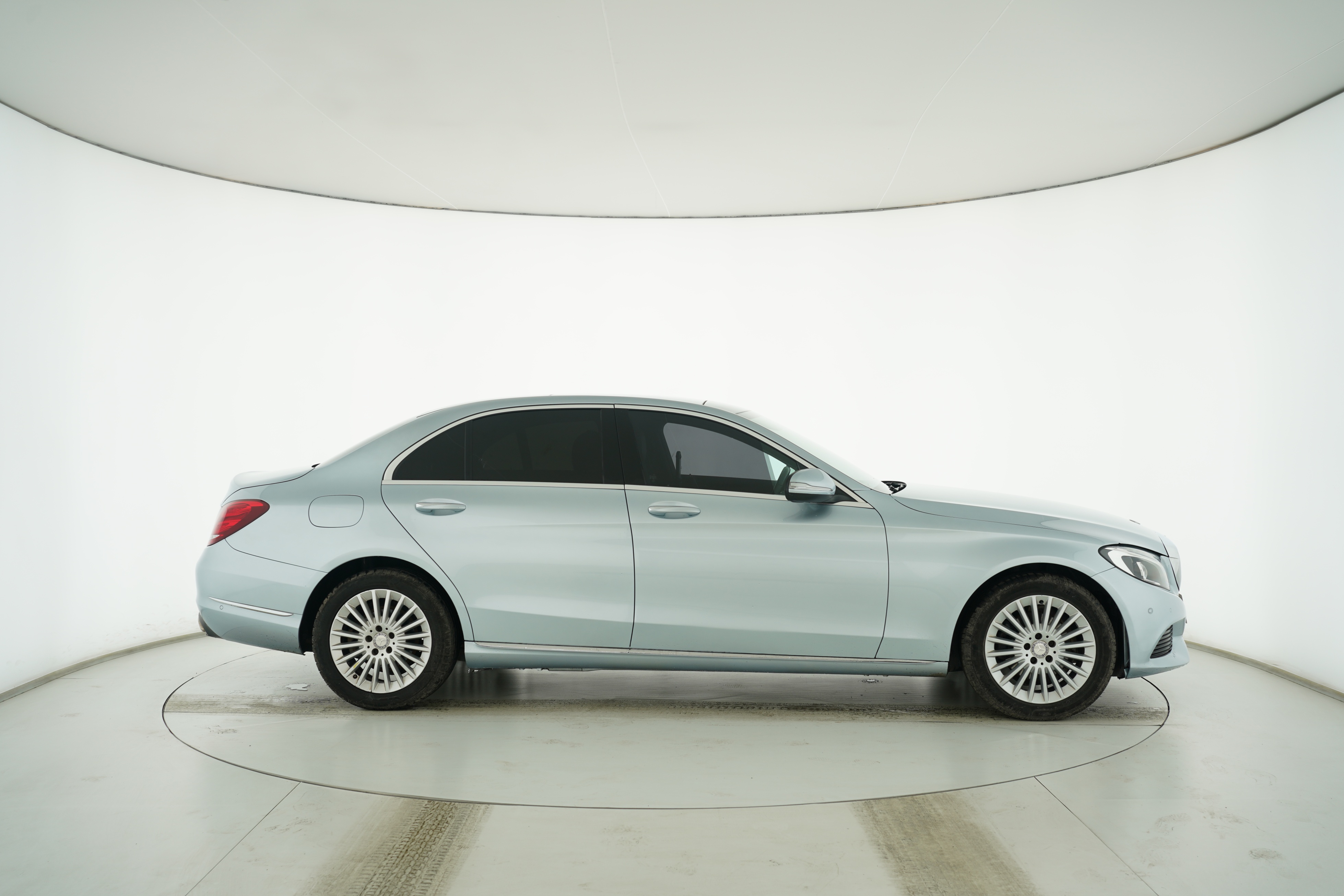 Mercedes Benz C-Class 2015 — фото 8