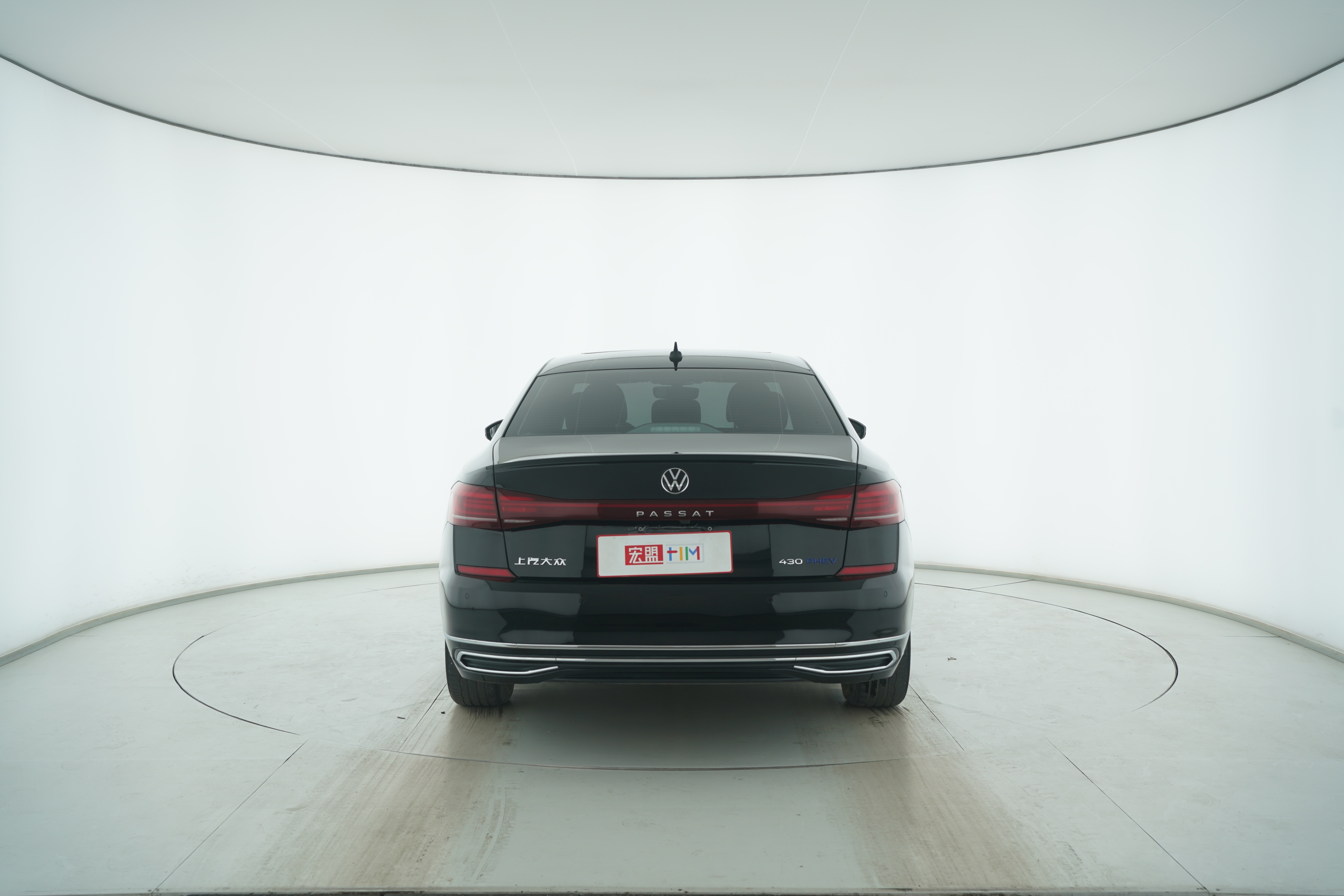 Volkswagen Passat Plug-in Hybrid 2022 — фото 6