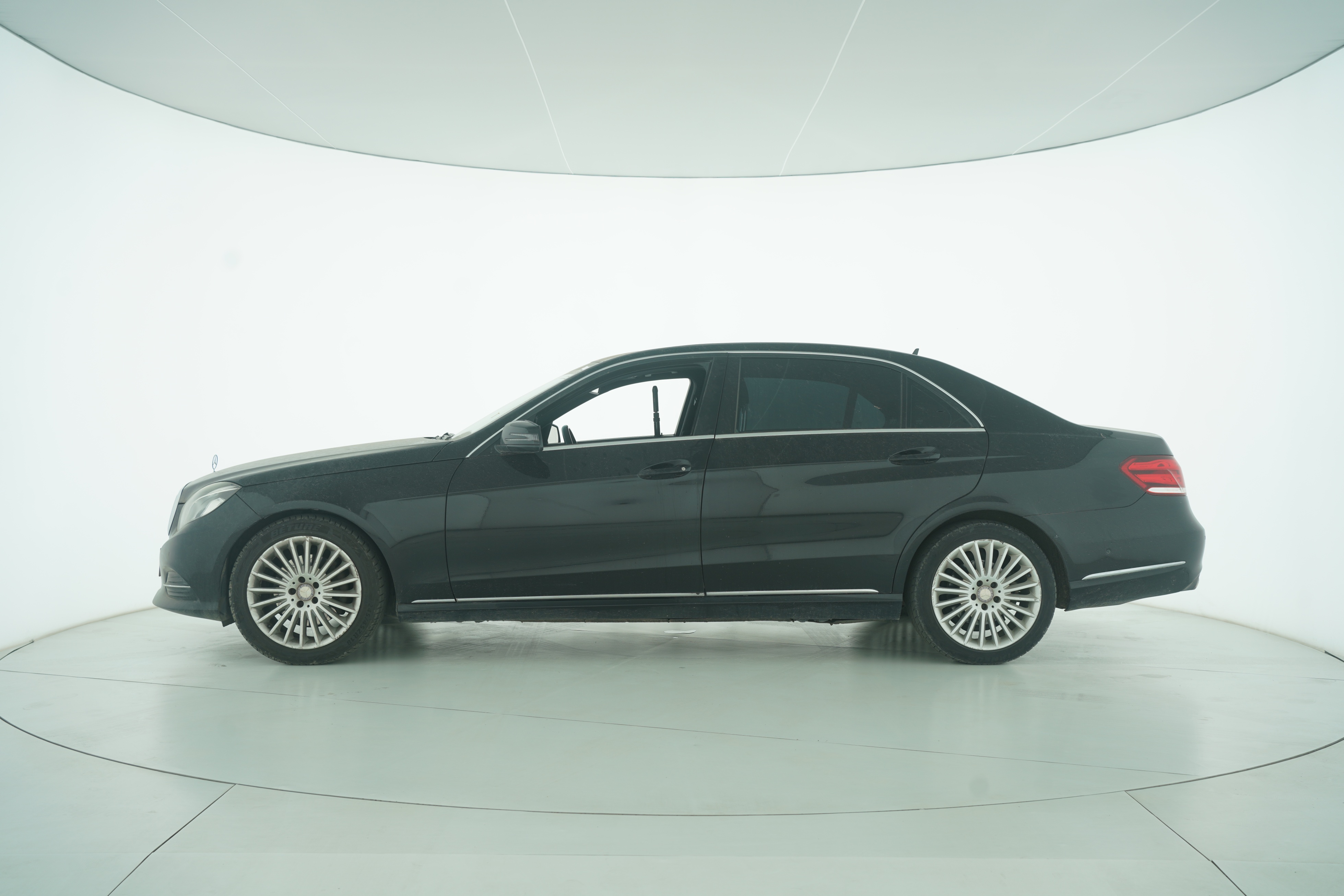 Mercedes Benz E-Class 2015 — фото 7