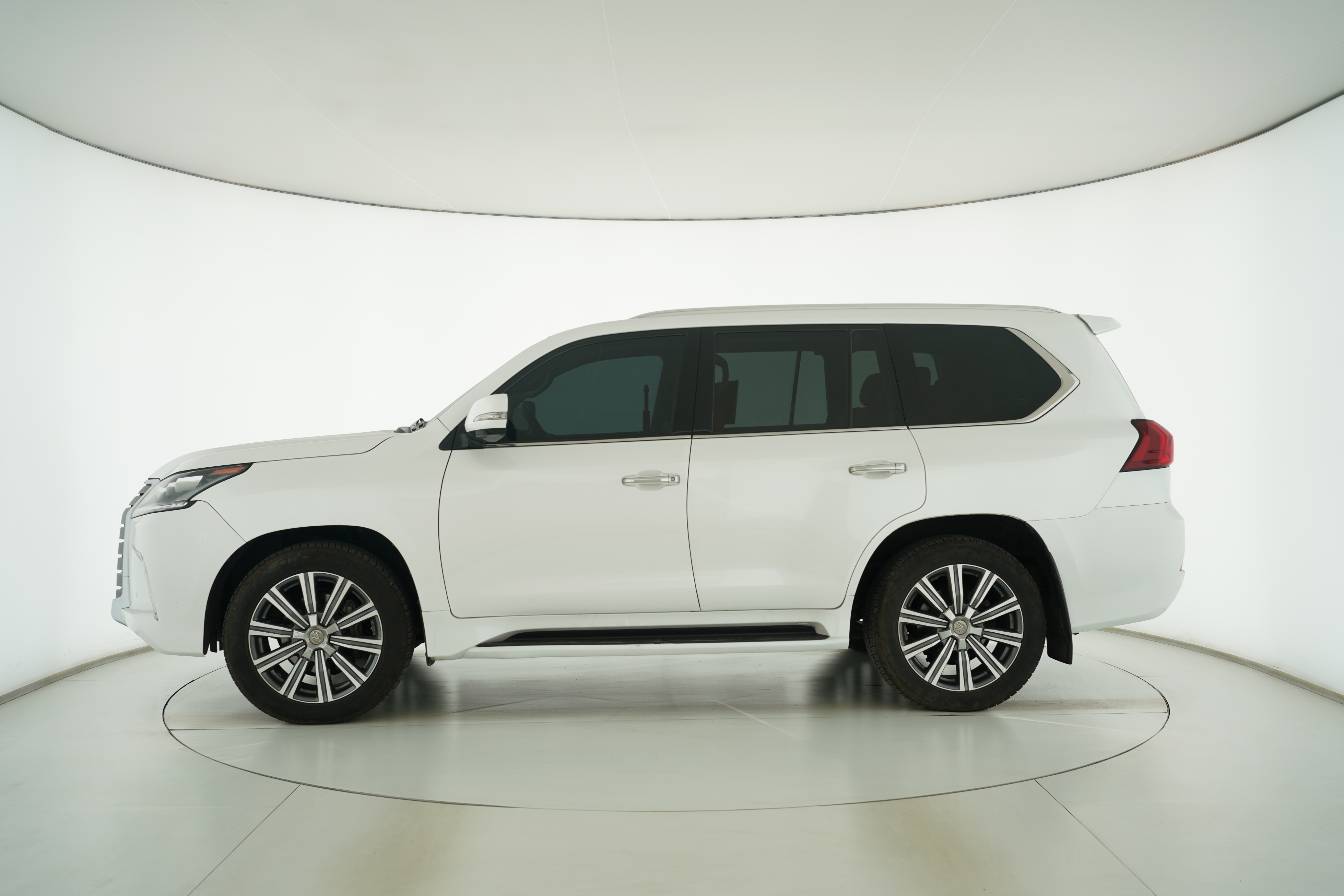 Lexus LX 2016 — фото 7