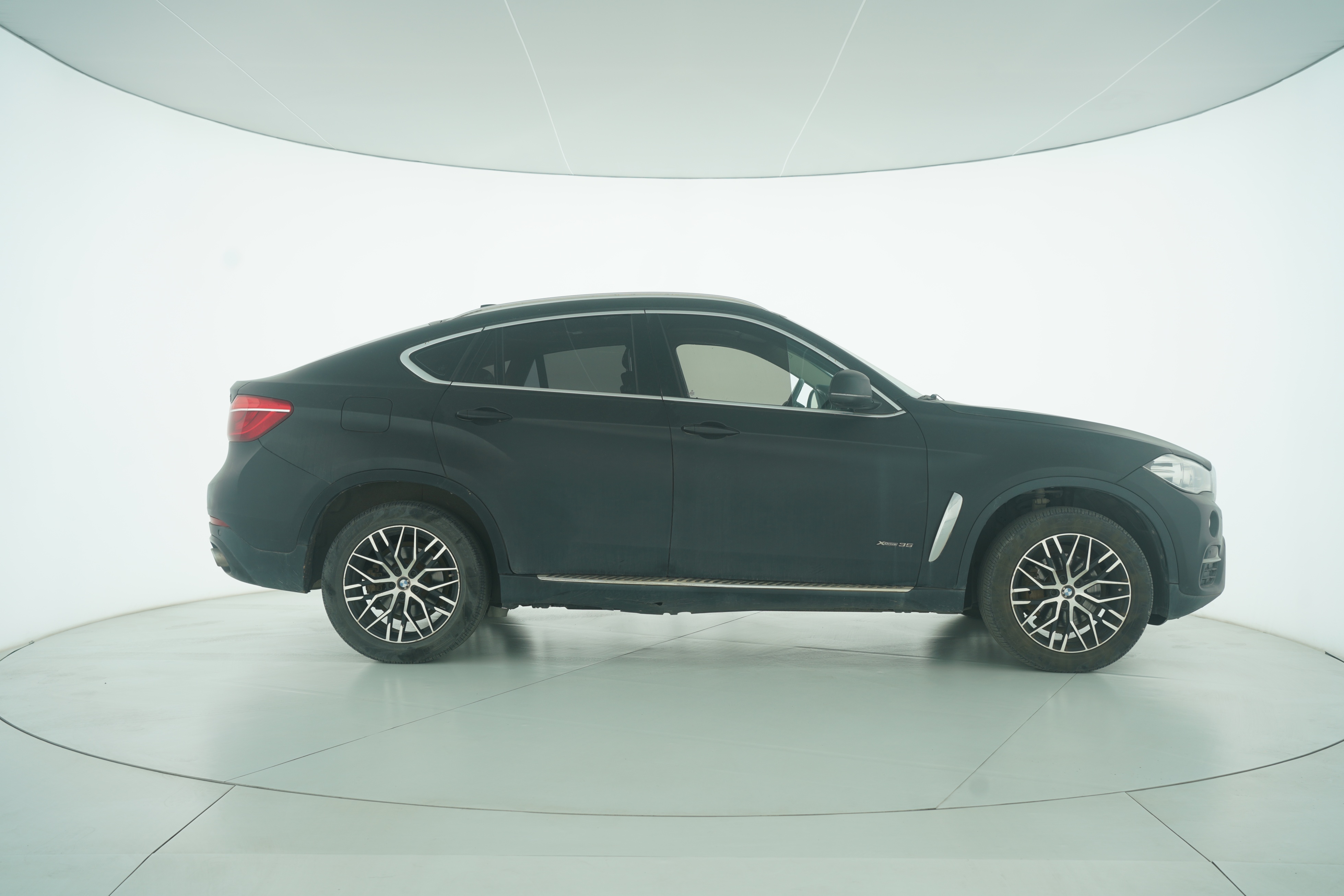 BMW X6 2015 — фото 8