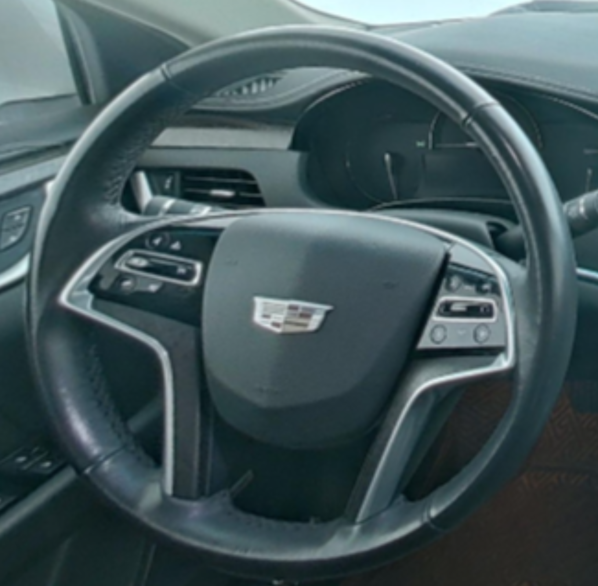 Cadillac XTS 2018 — фото 10