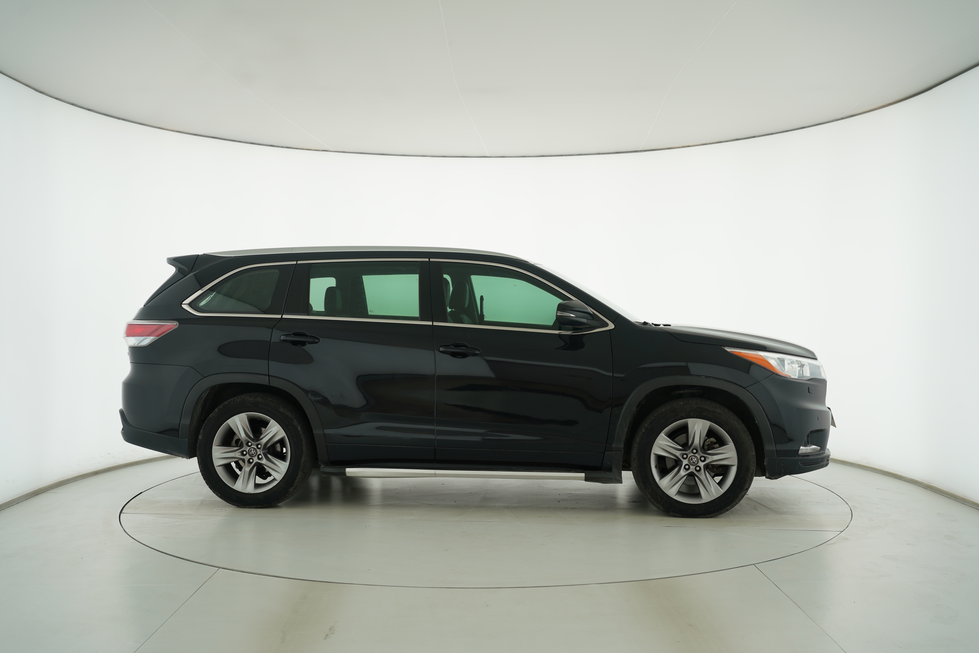 Toyota Highlander 2015 — фото 8