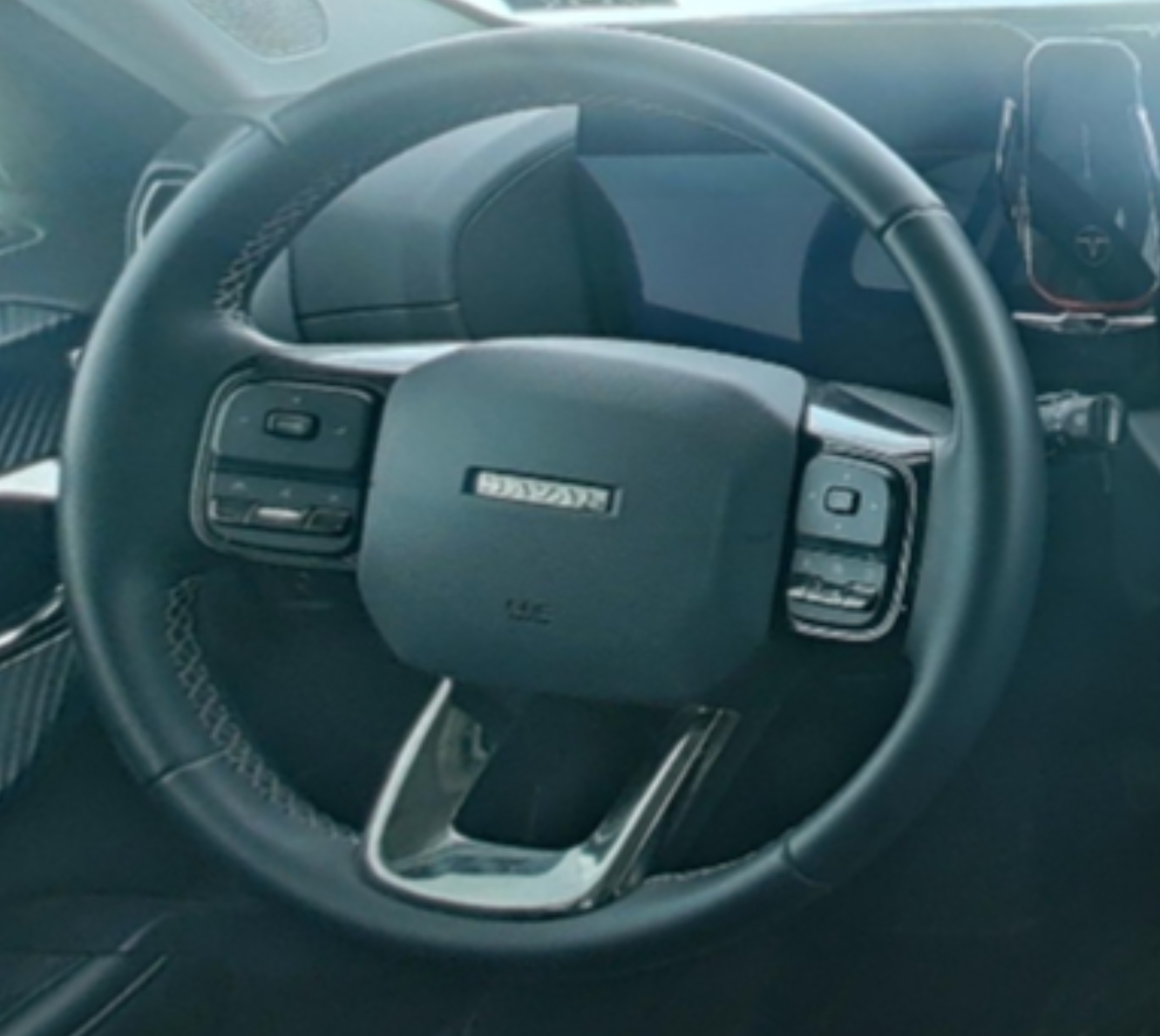 HAVAL second-generation Big Dog PHEV 2023 — фото 10