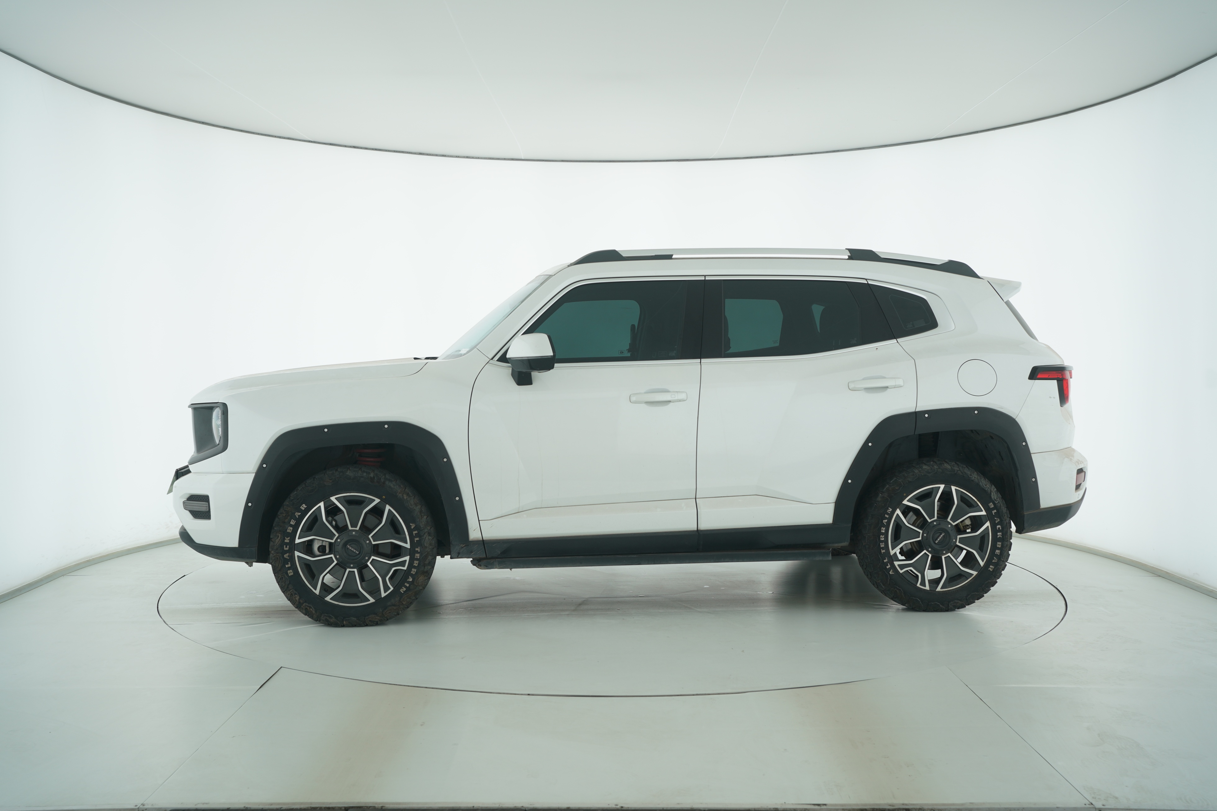 HAVAL second-generation Big Dog PHEV 2023 — фото 7